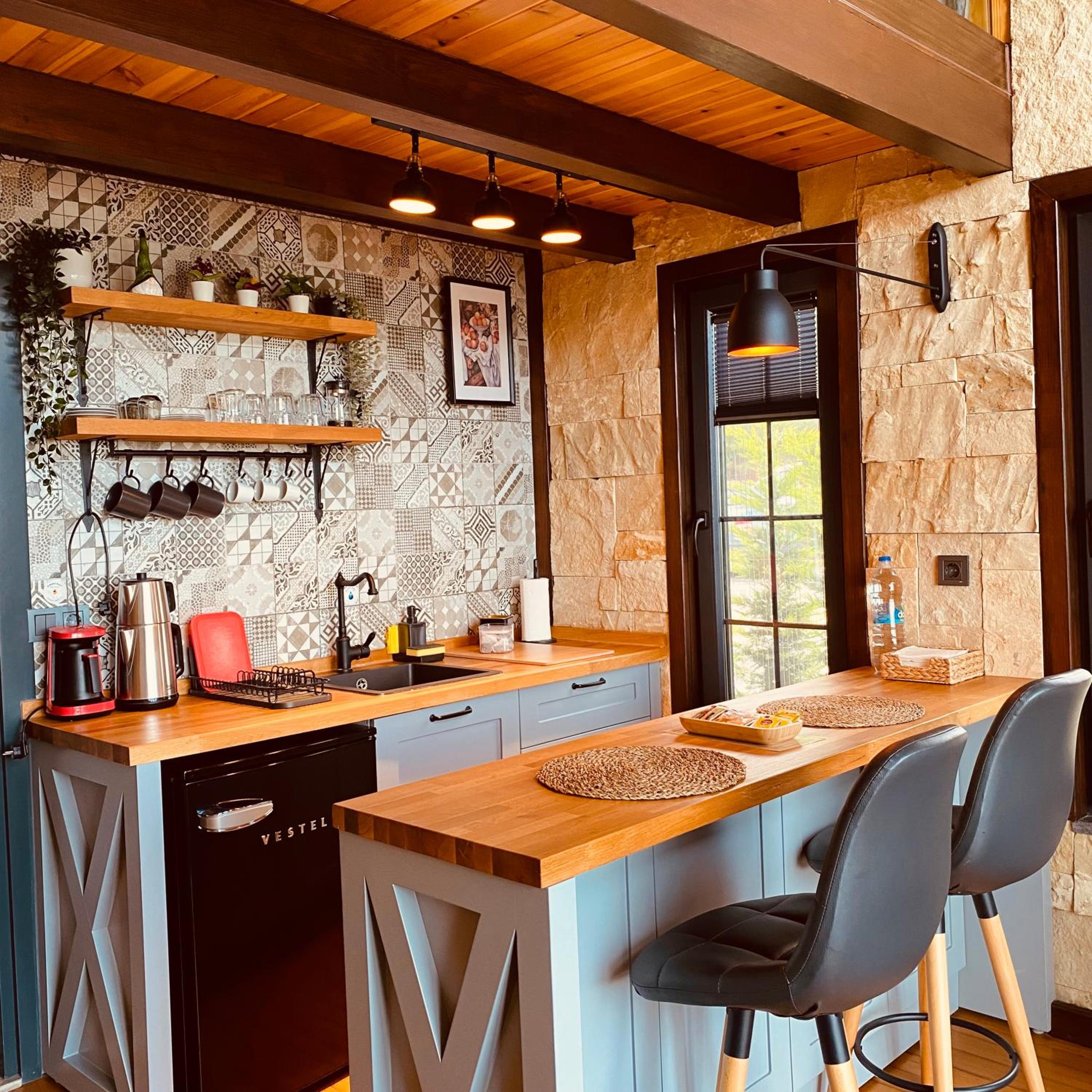 One-Bedroom Chalet - Photo 2