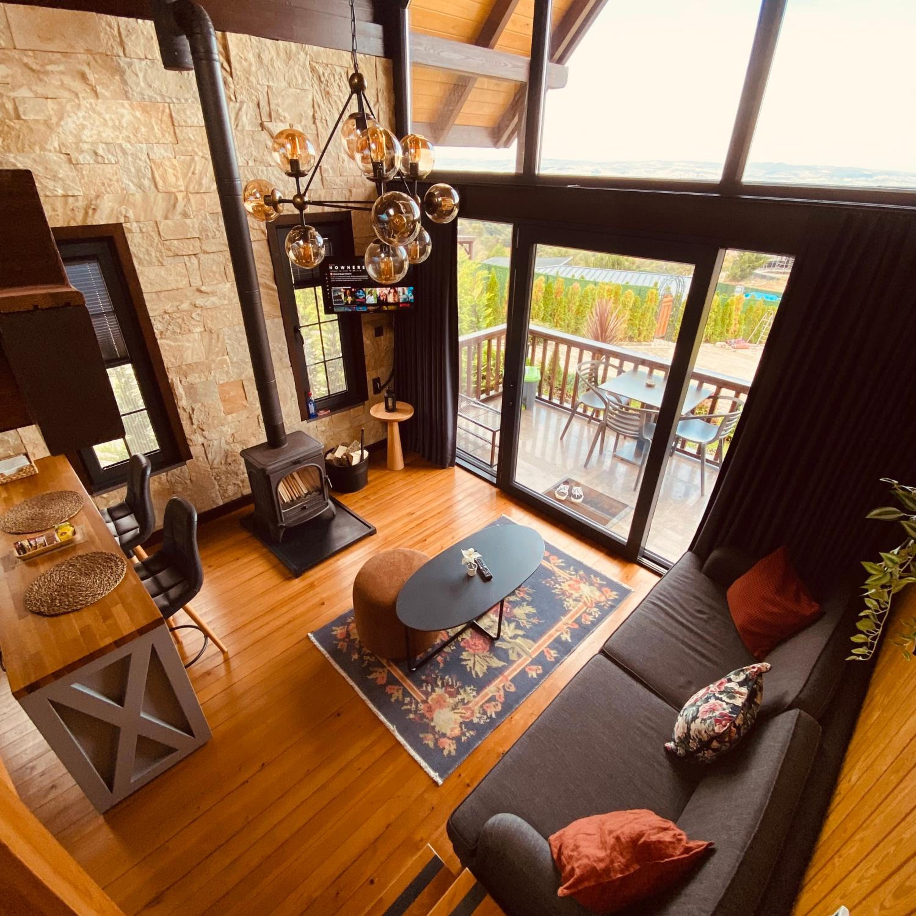 One-Bedroom Chalet - Photo 10