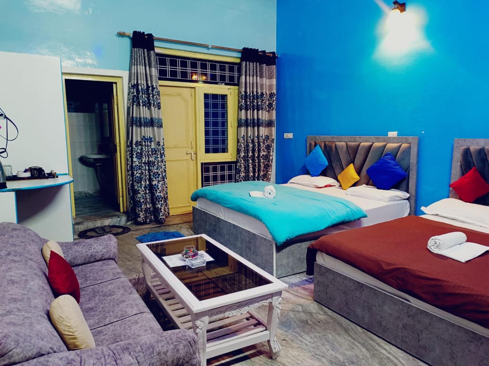 Quadruple Room with Lake View photo 2
