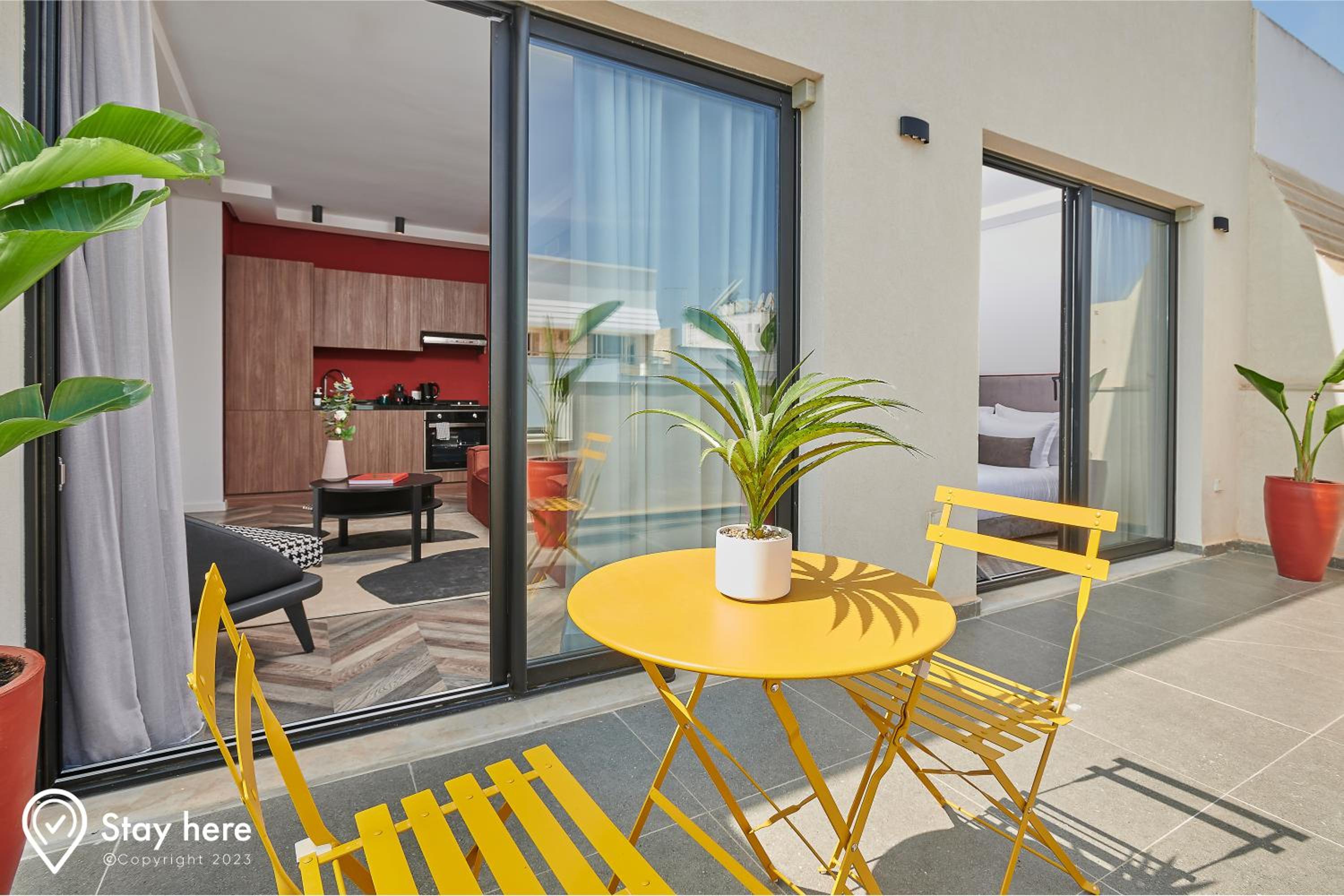Penthouse Apartment - Photo 4