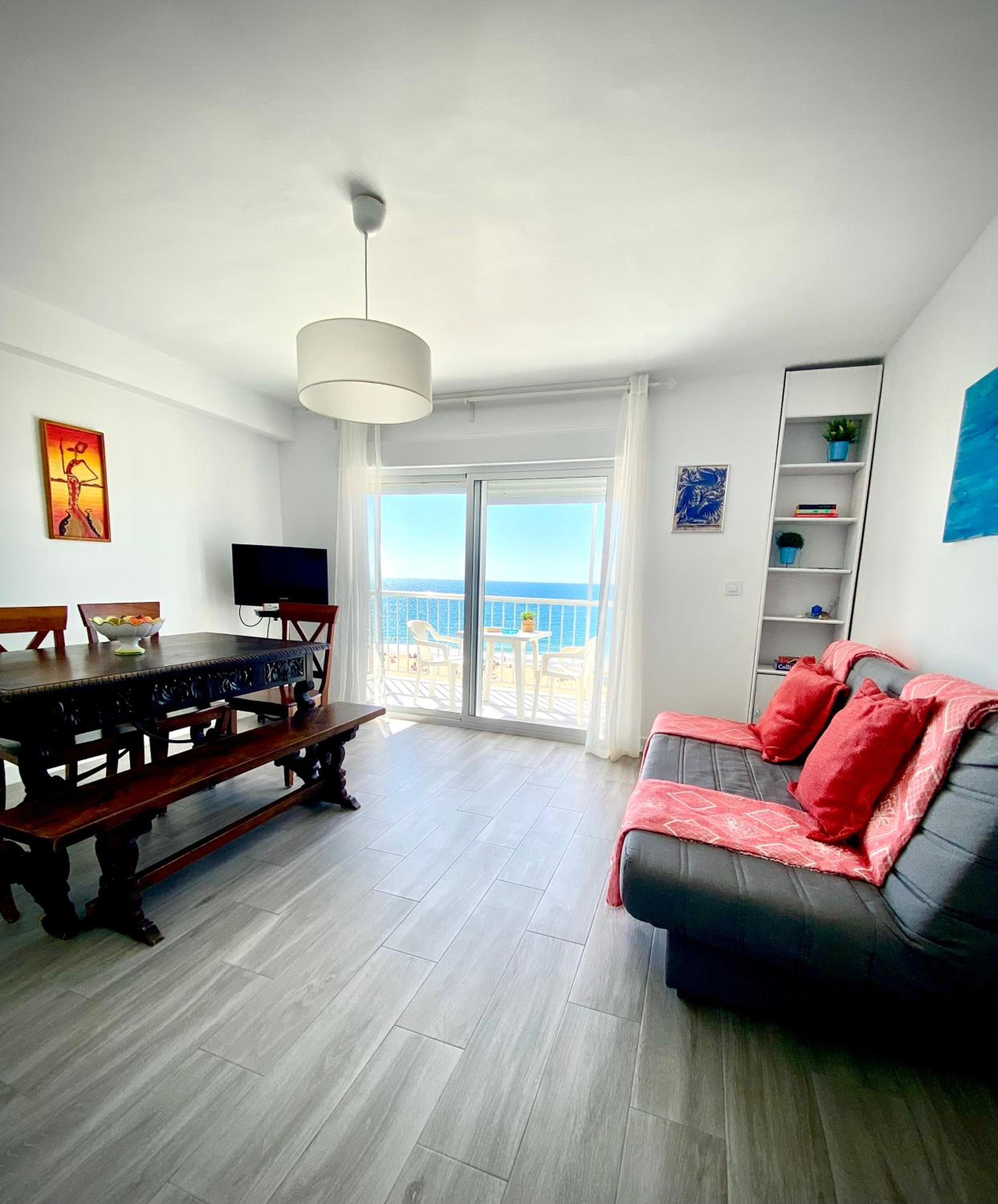 Apartamento con vista al mar