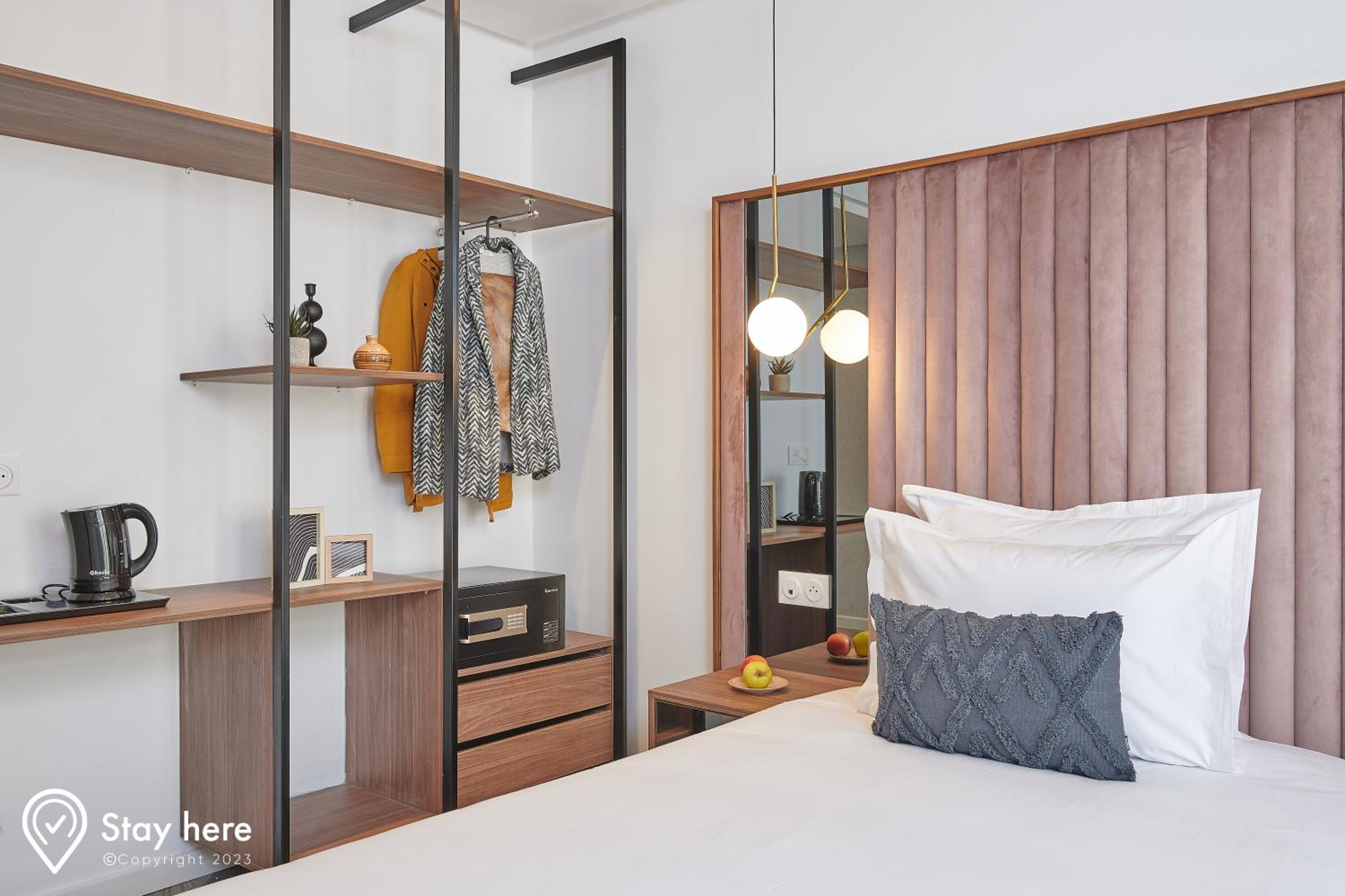 Deluxe Twin Room - Photo 2