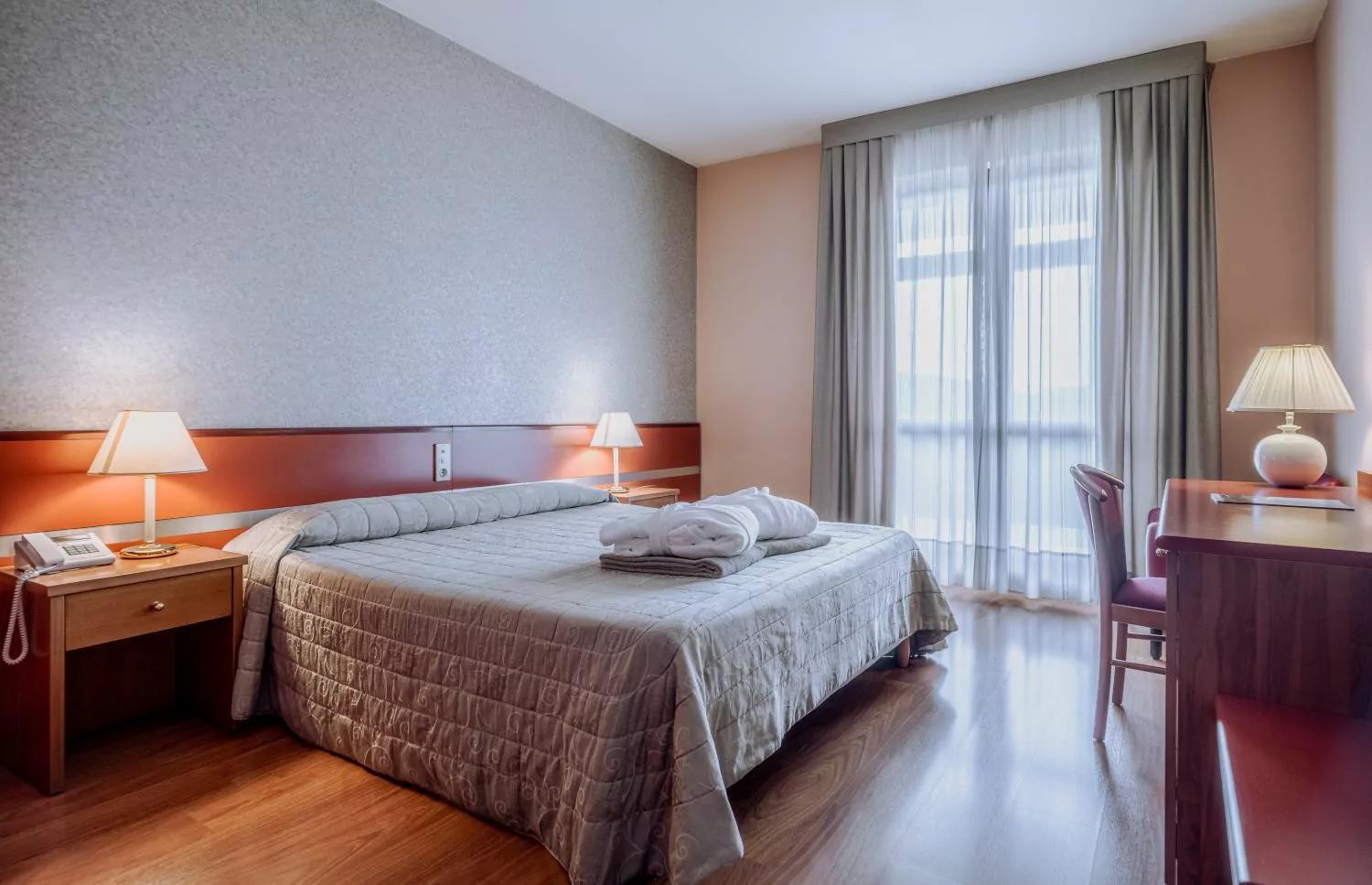 Double or Twin Room - Photo 1