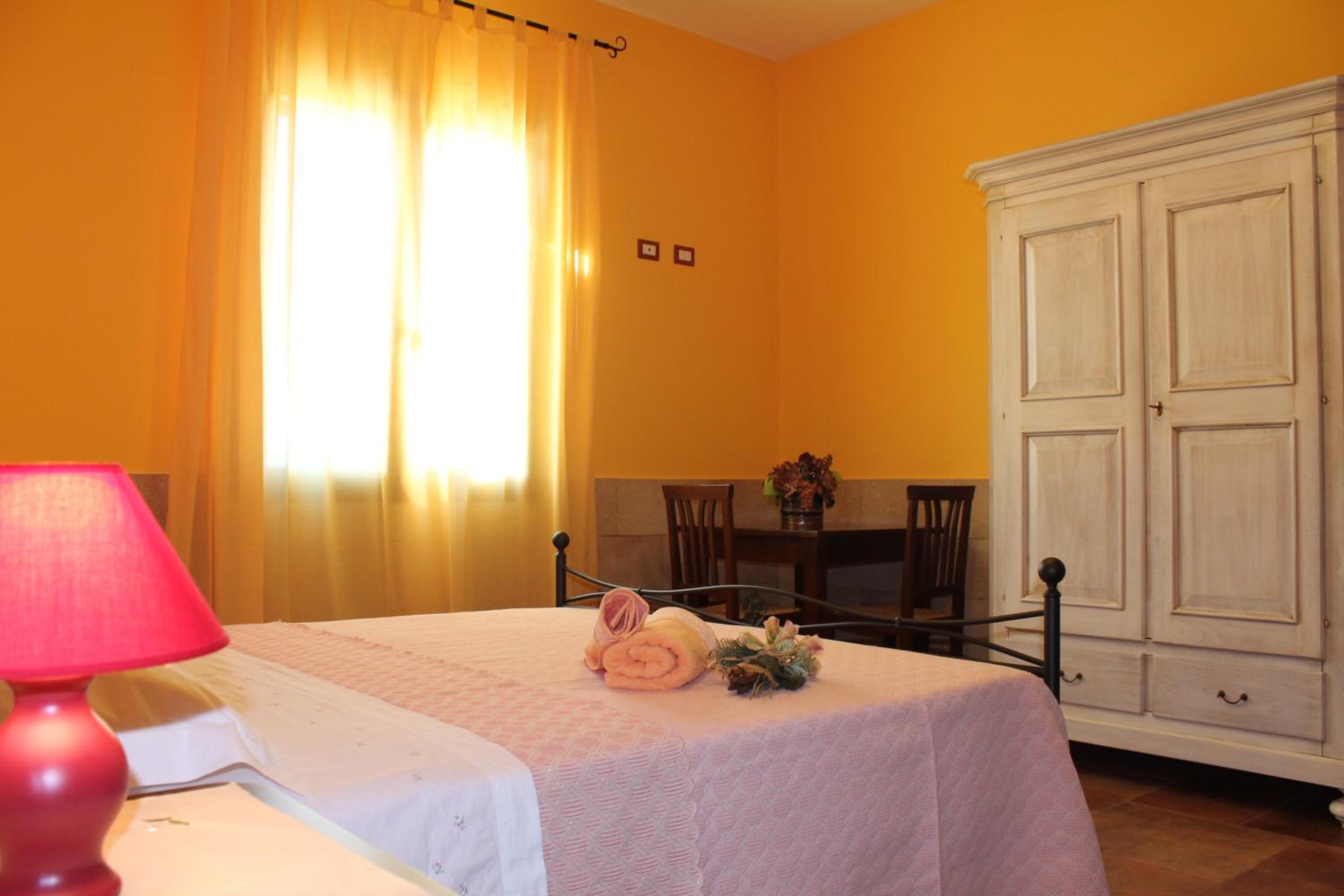 Double Room with Garden View photo 2