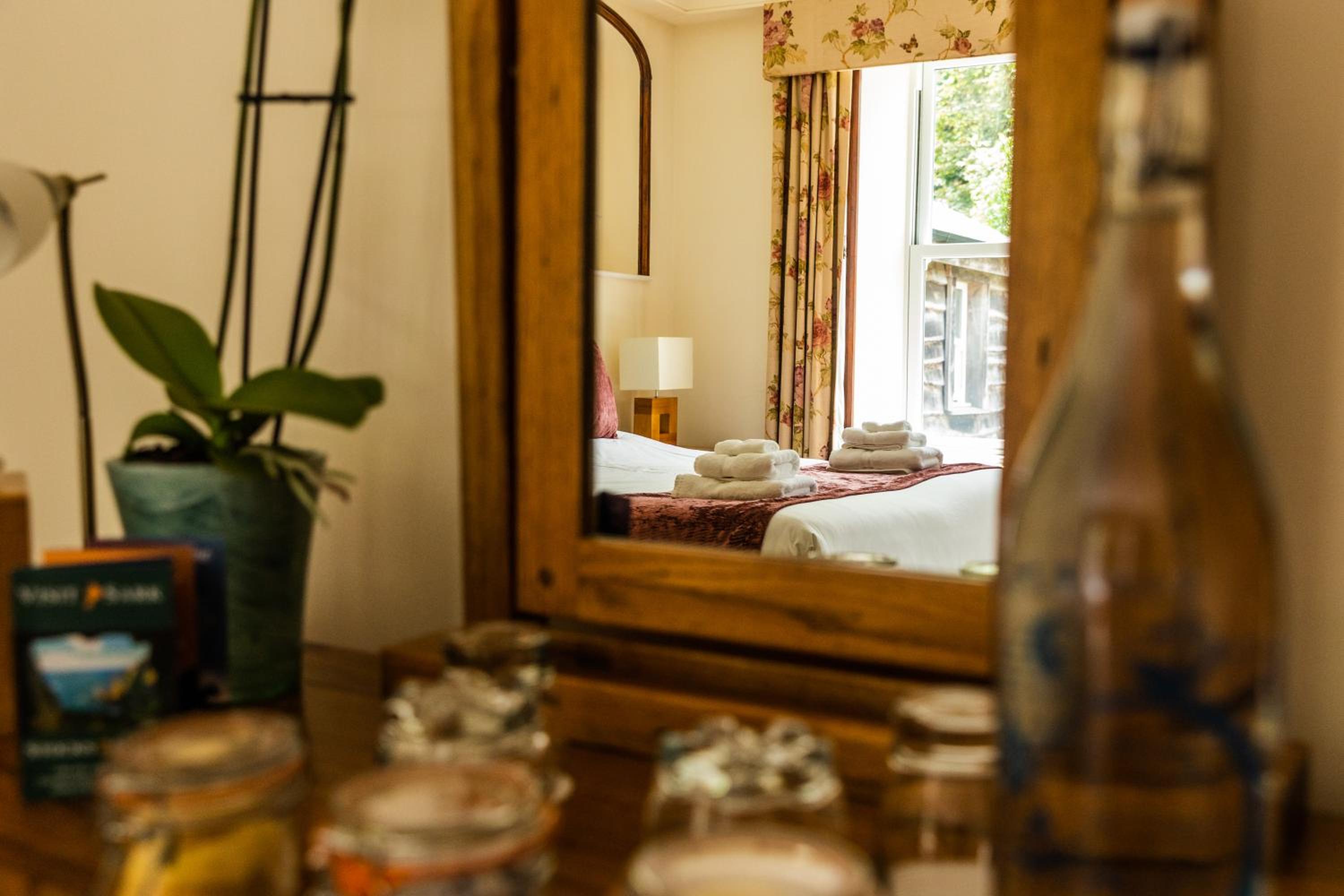 Superior Double or Twin Room photo 2