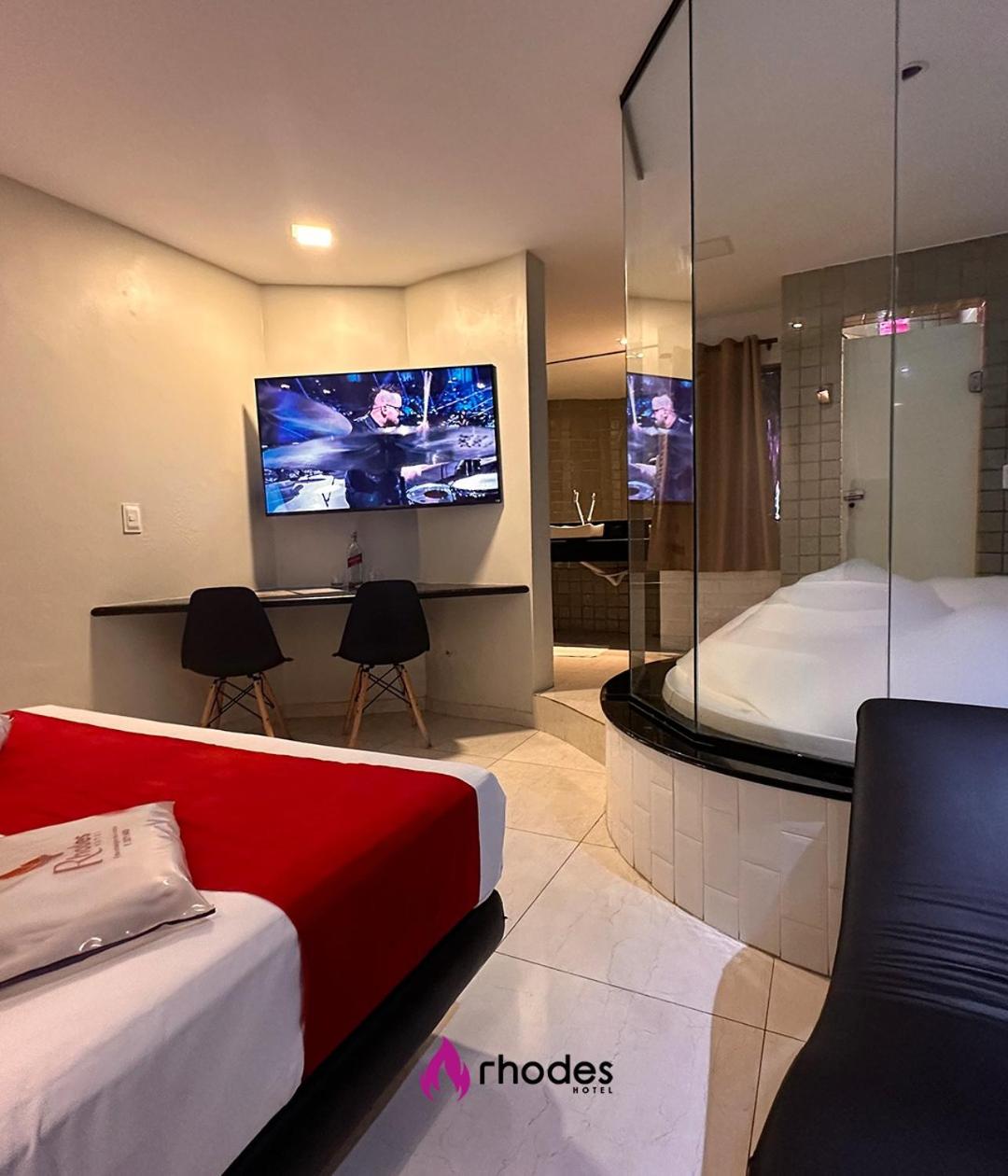 Deluxe Room - Photo 1