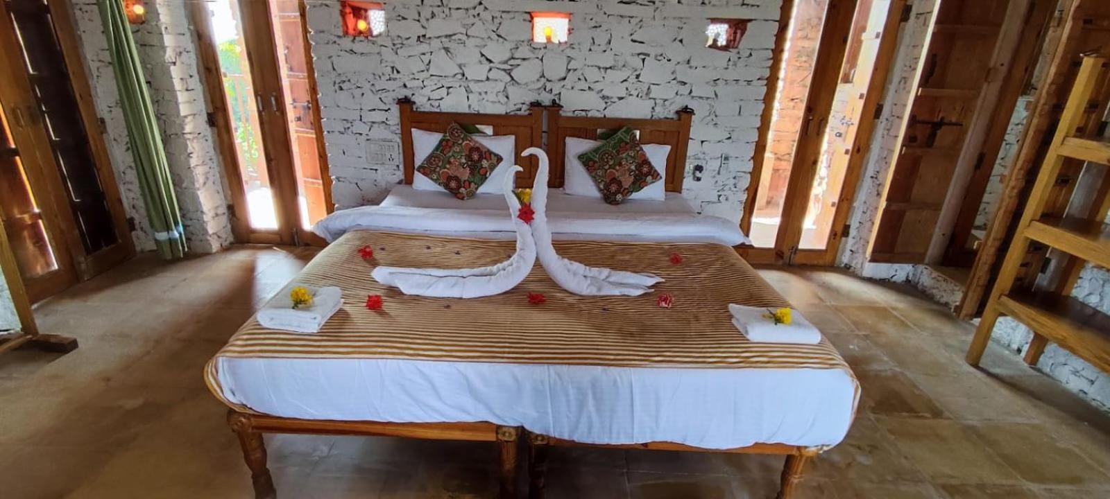 Deluxe Double or Twin Room with Mountain View photo 1