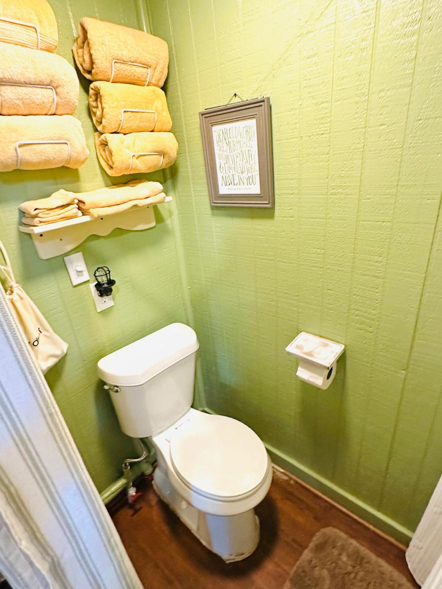 Deluxe Queen Room photo 2