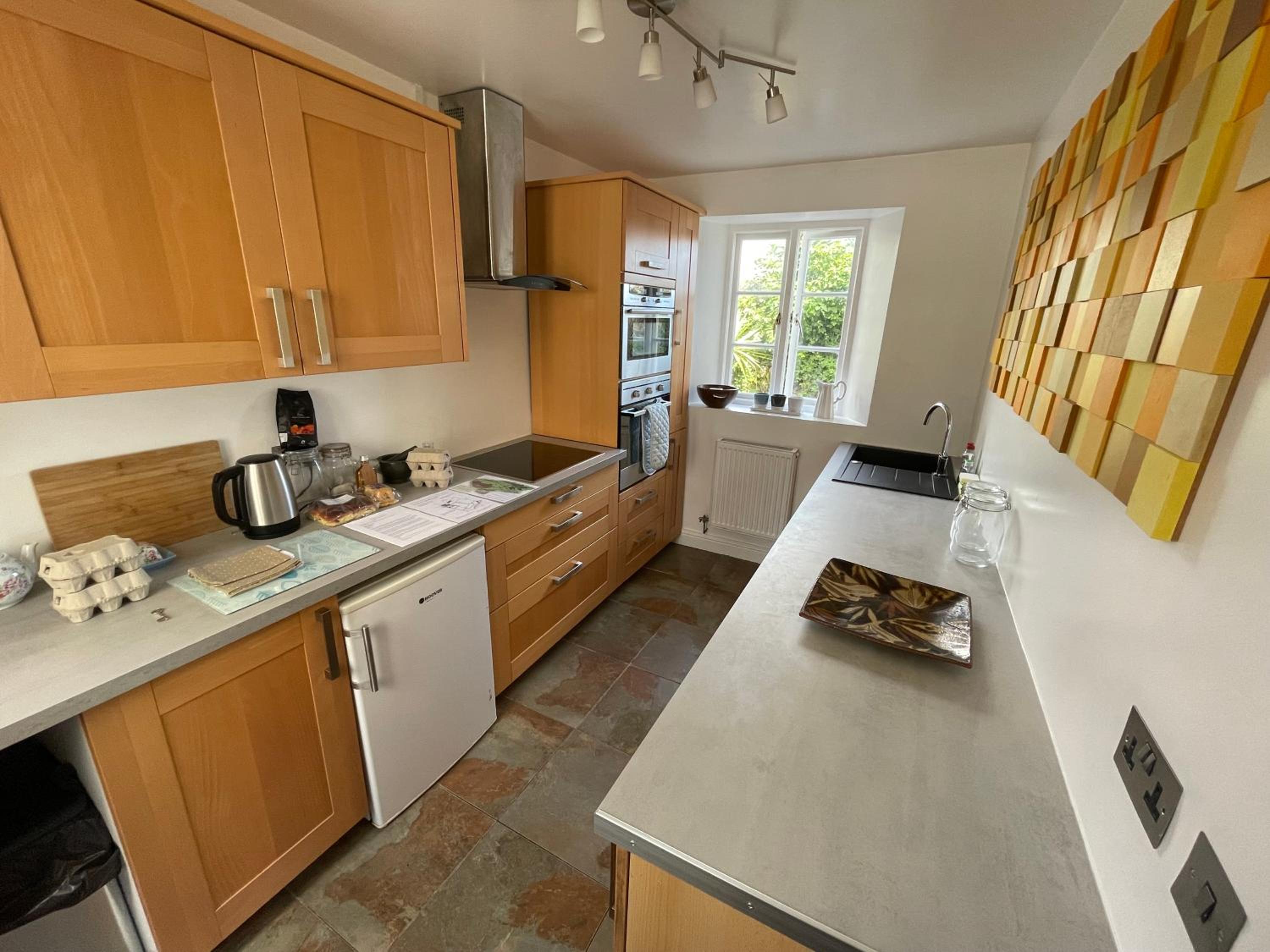 Four-Bedroom House photo 2