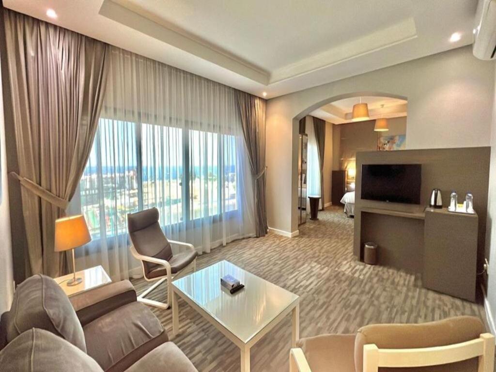 Suite with Sea View
