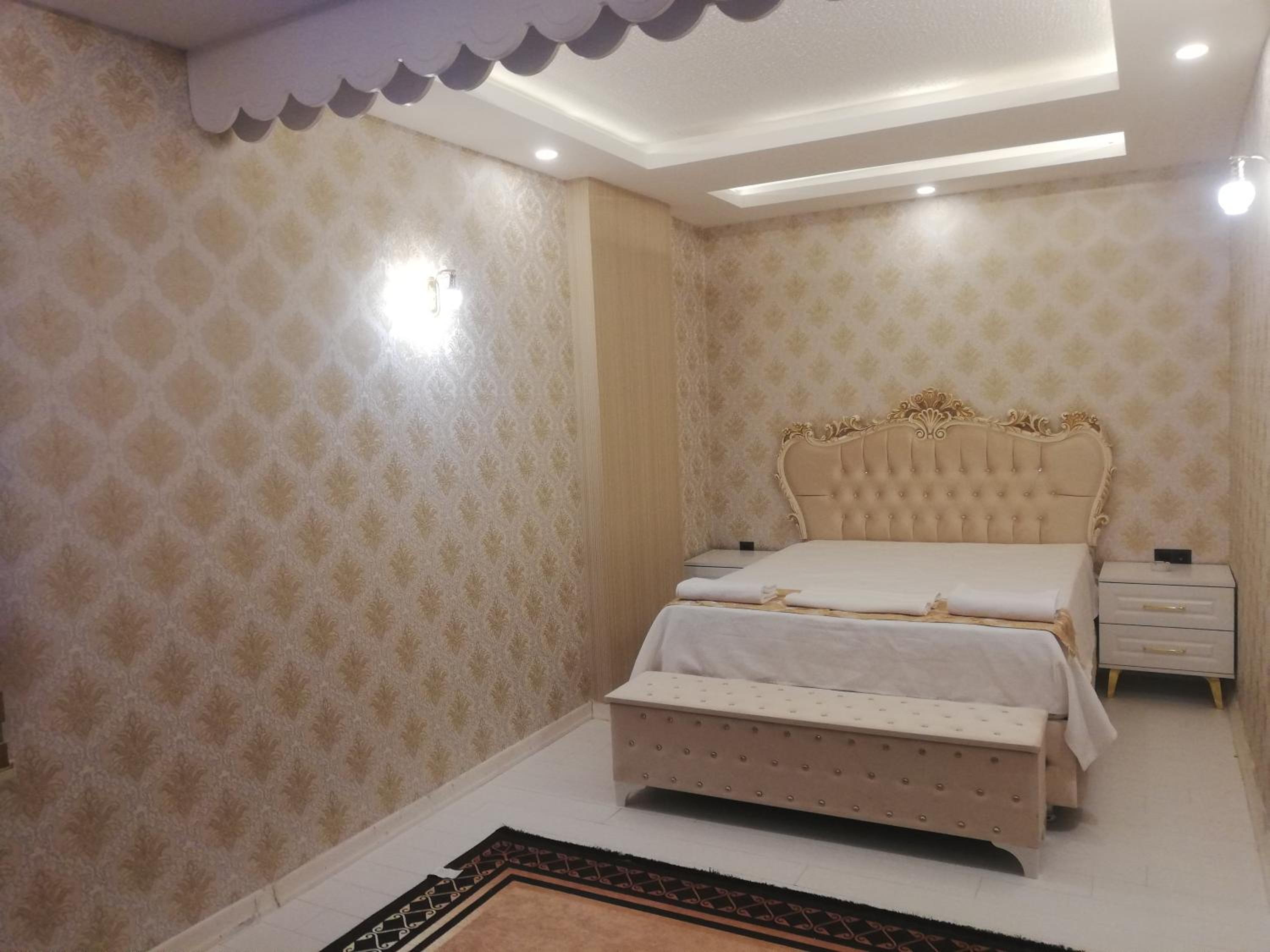 Deluxe Suite photo 2