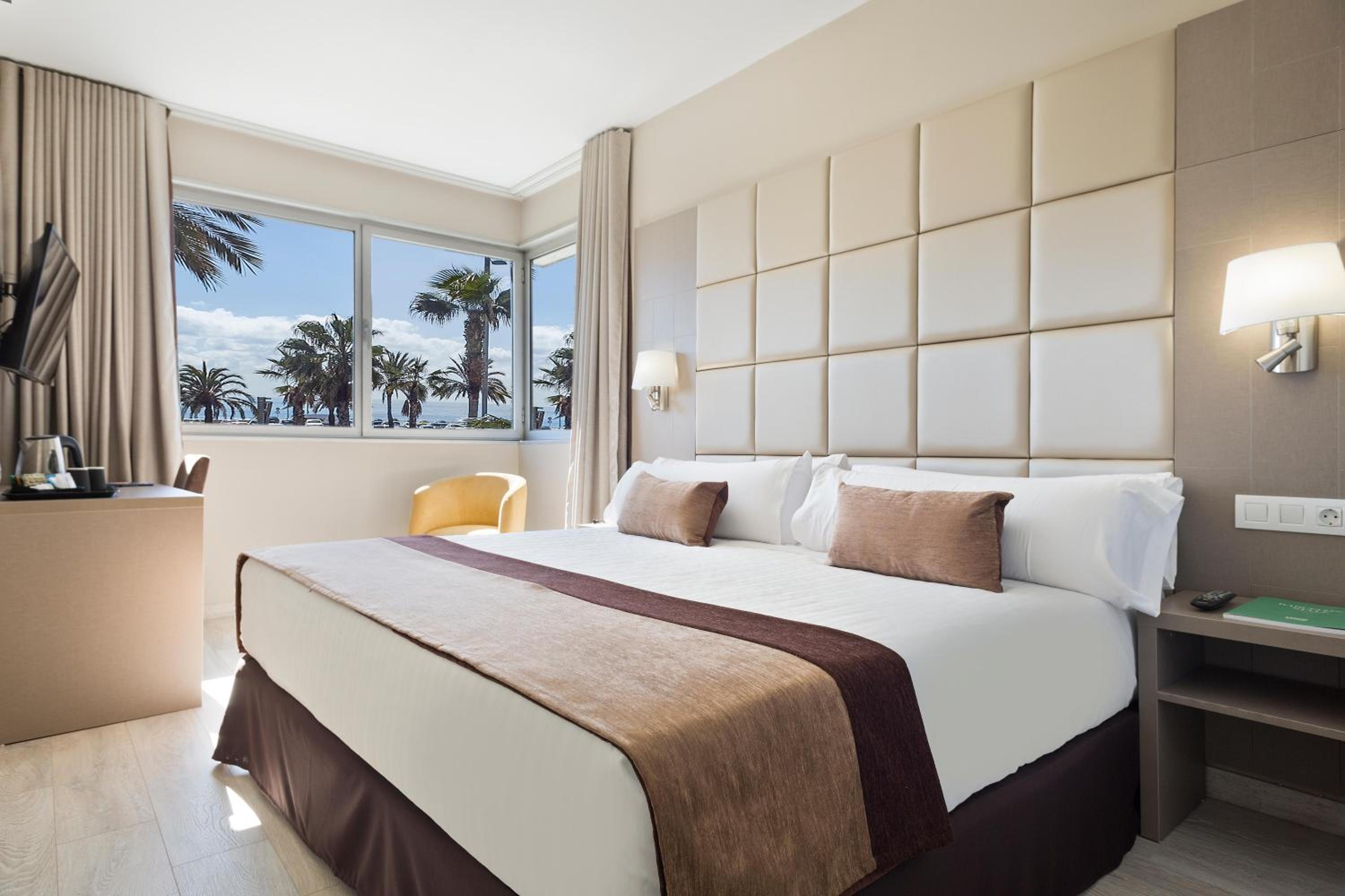 Business Double Room with Sea View photo 2