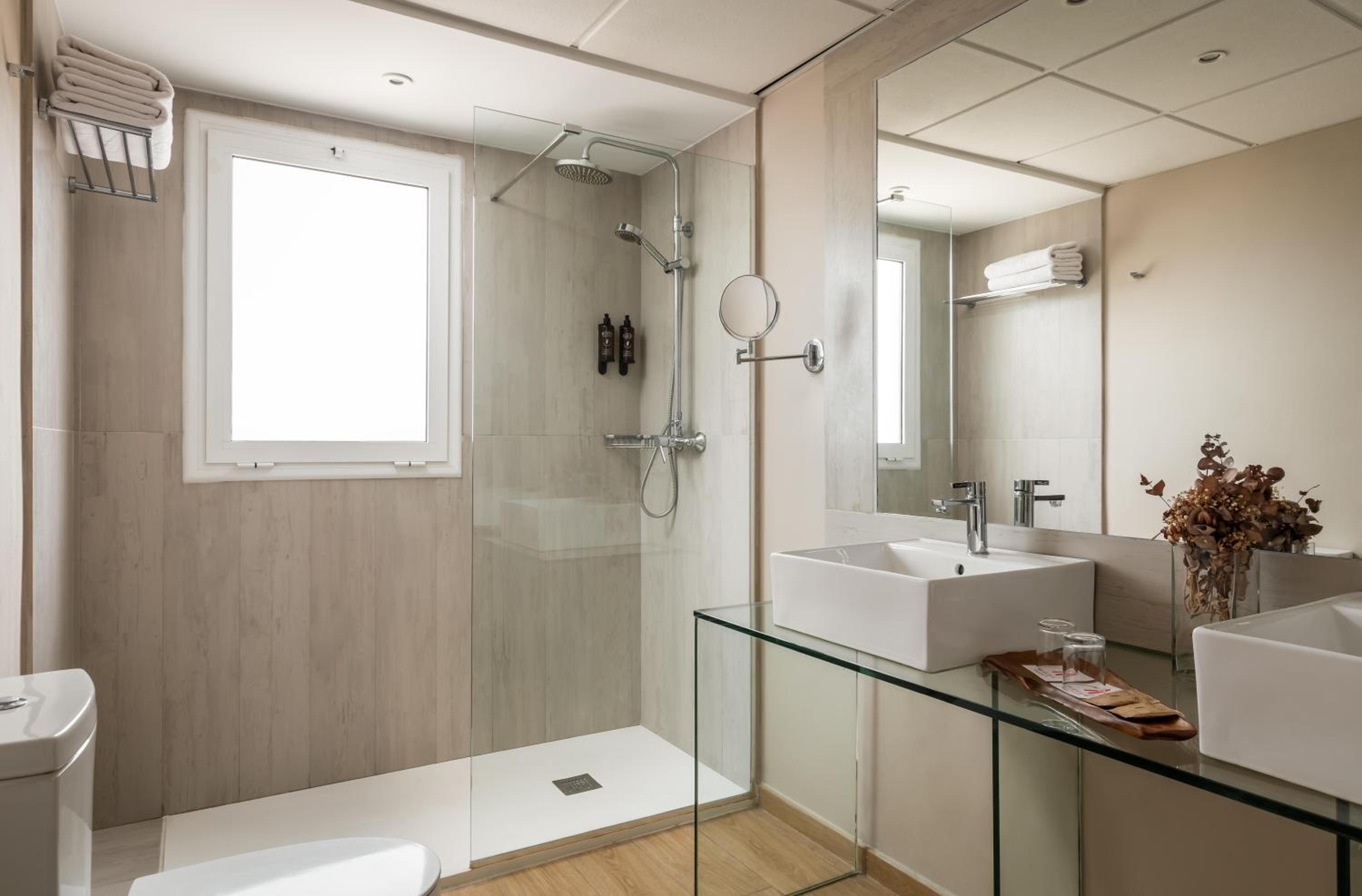 Superior Double Room photo 3