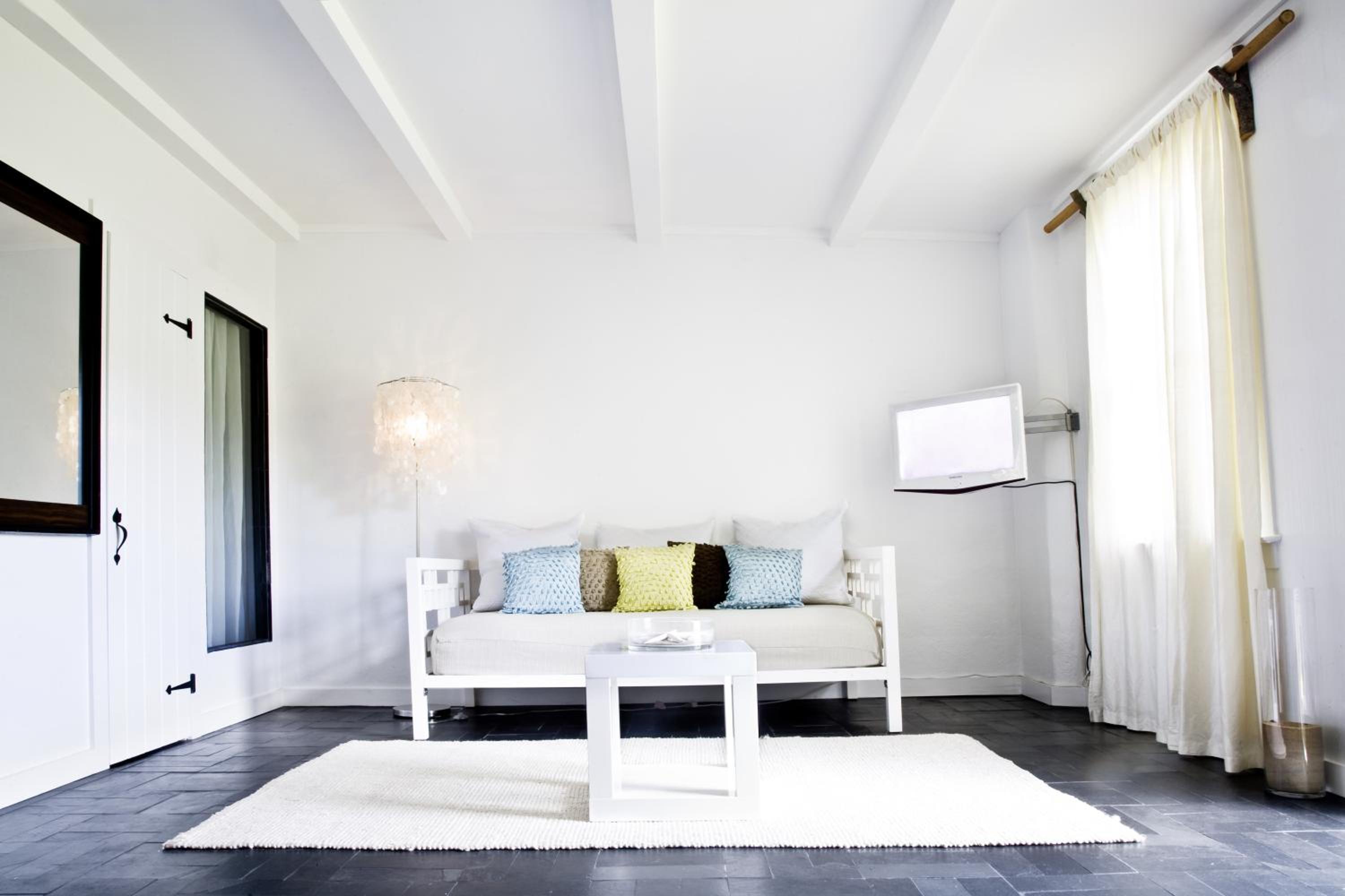 Suite with Garden View photo 2