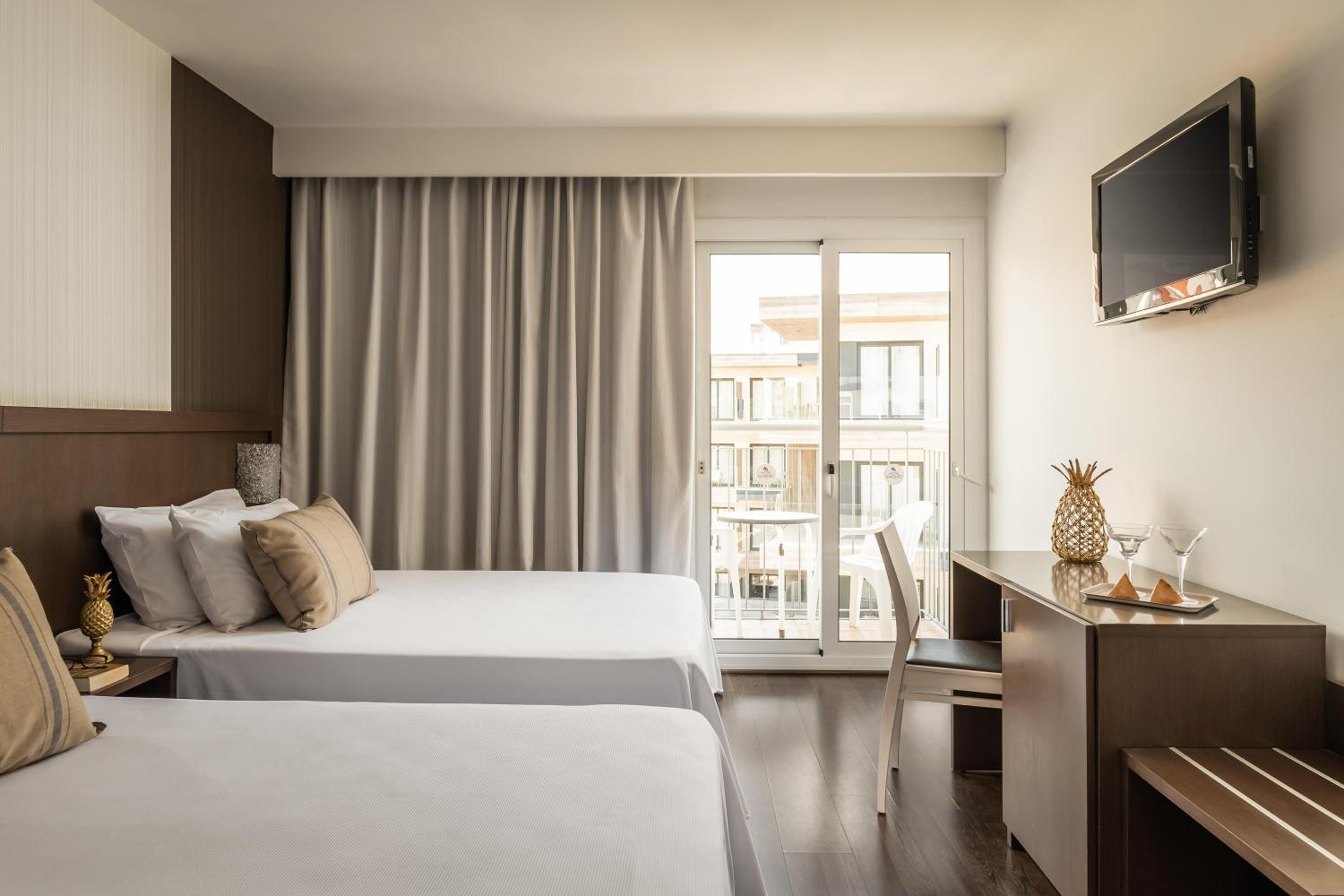Triple Room (2 Adults + 1 Child)