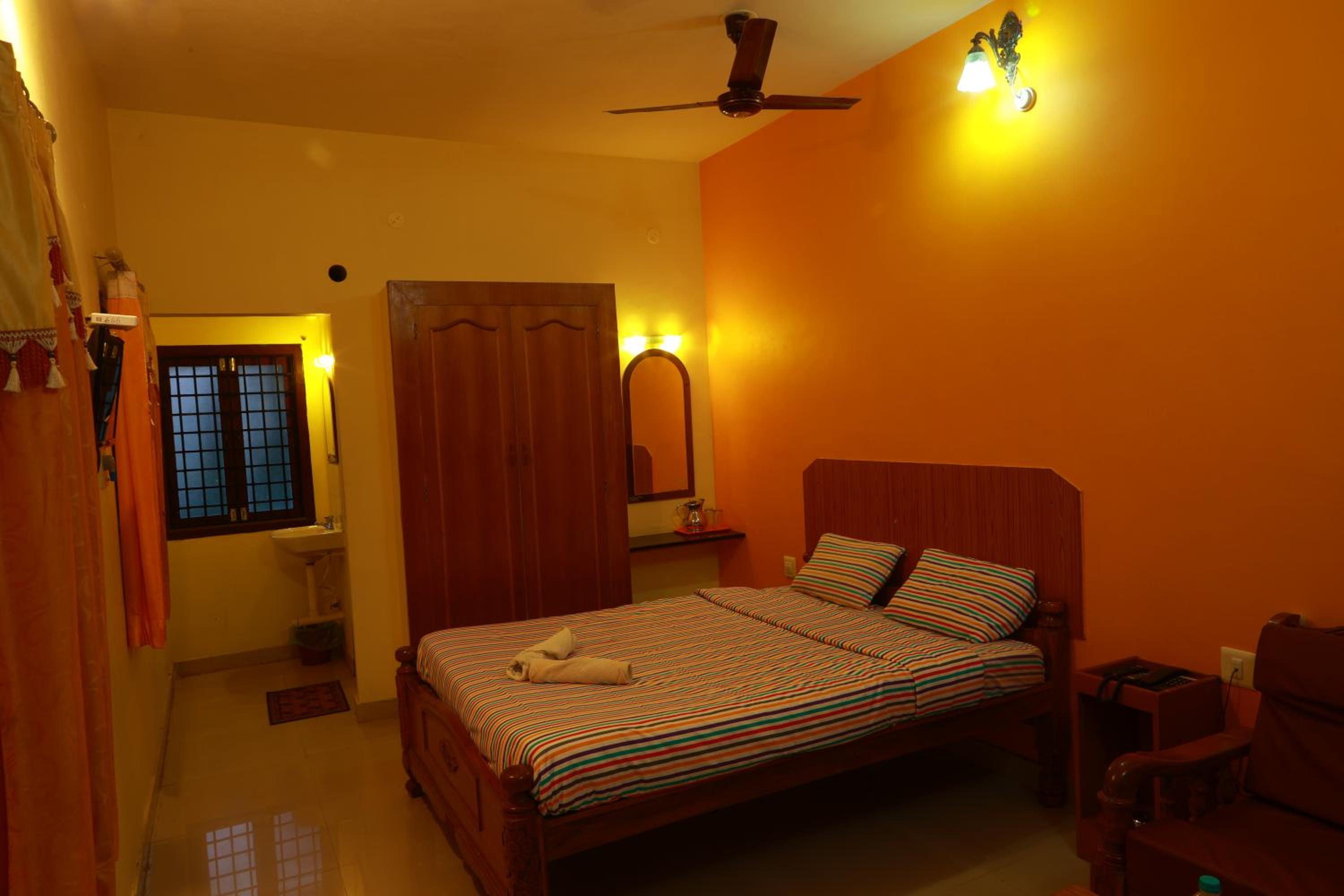 Deluxe Double Room - Photo 1