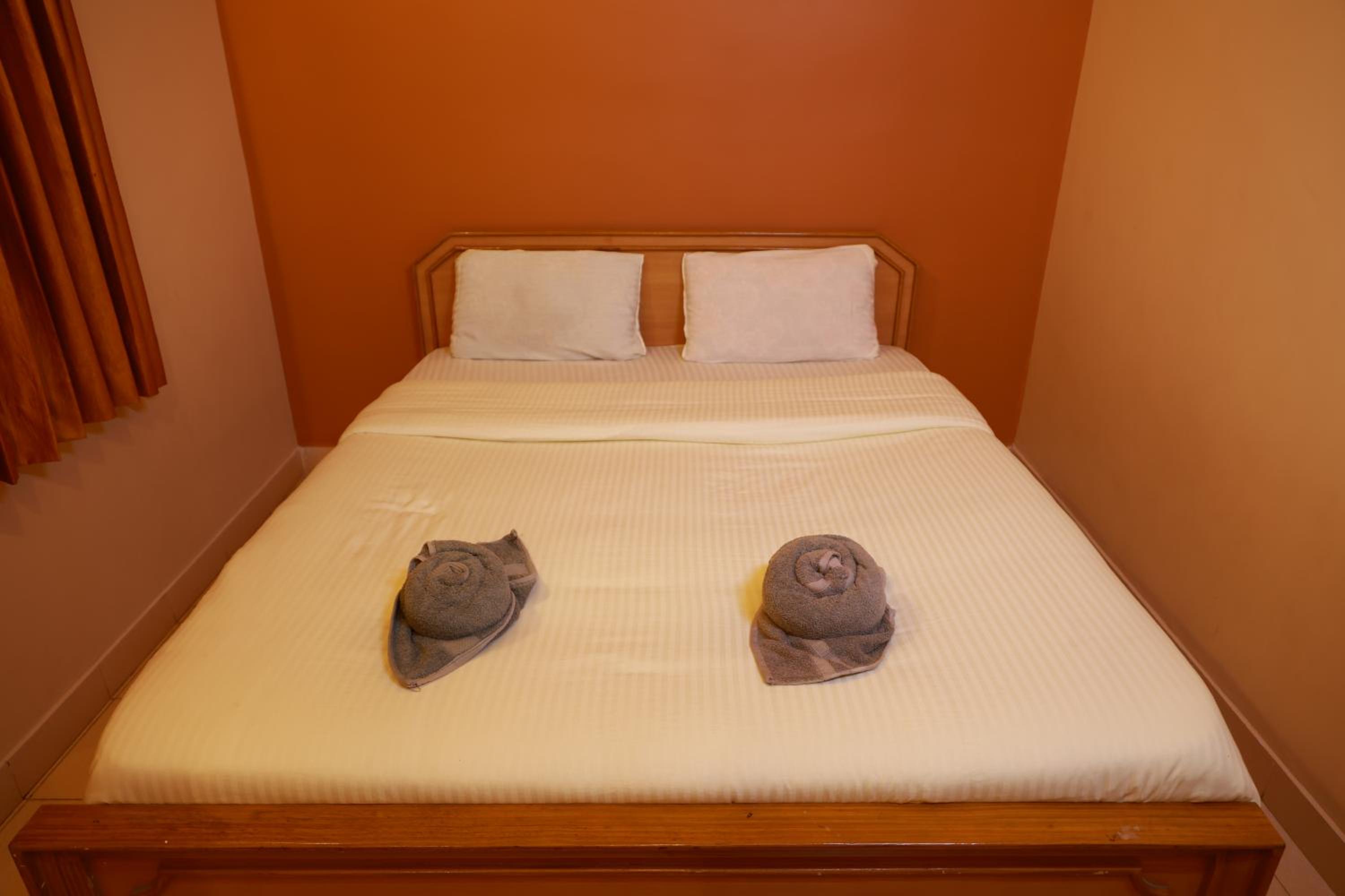 Apartment - Photo 2