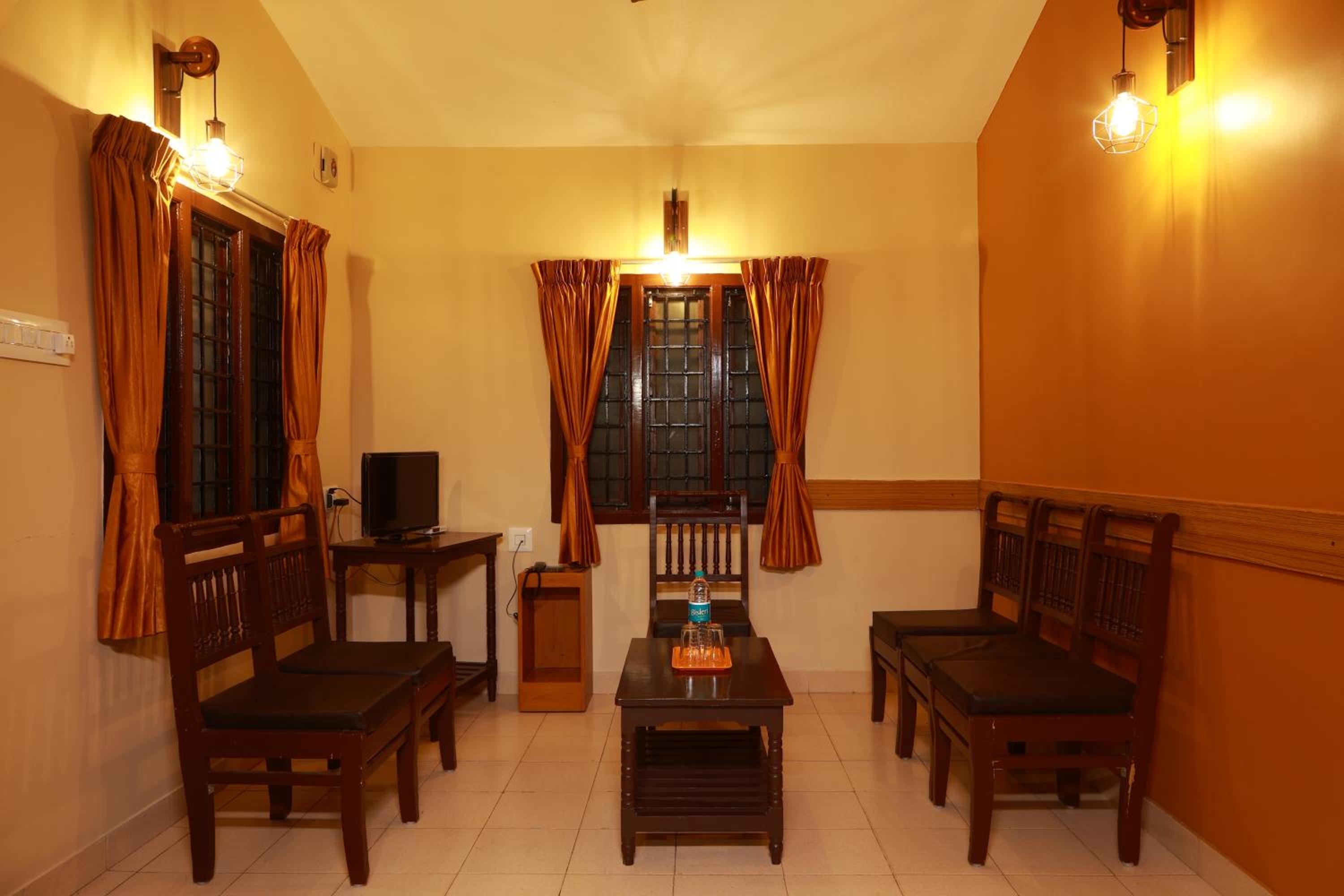 Apartment - Photo 4