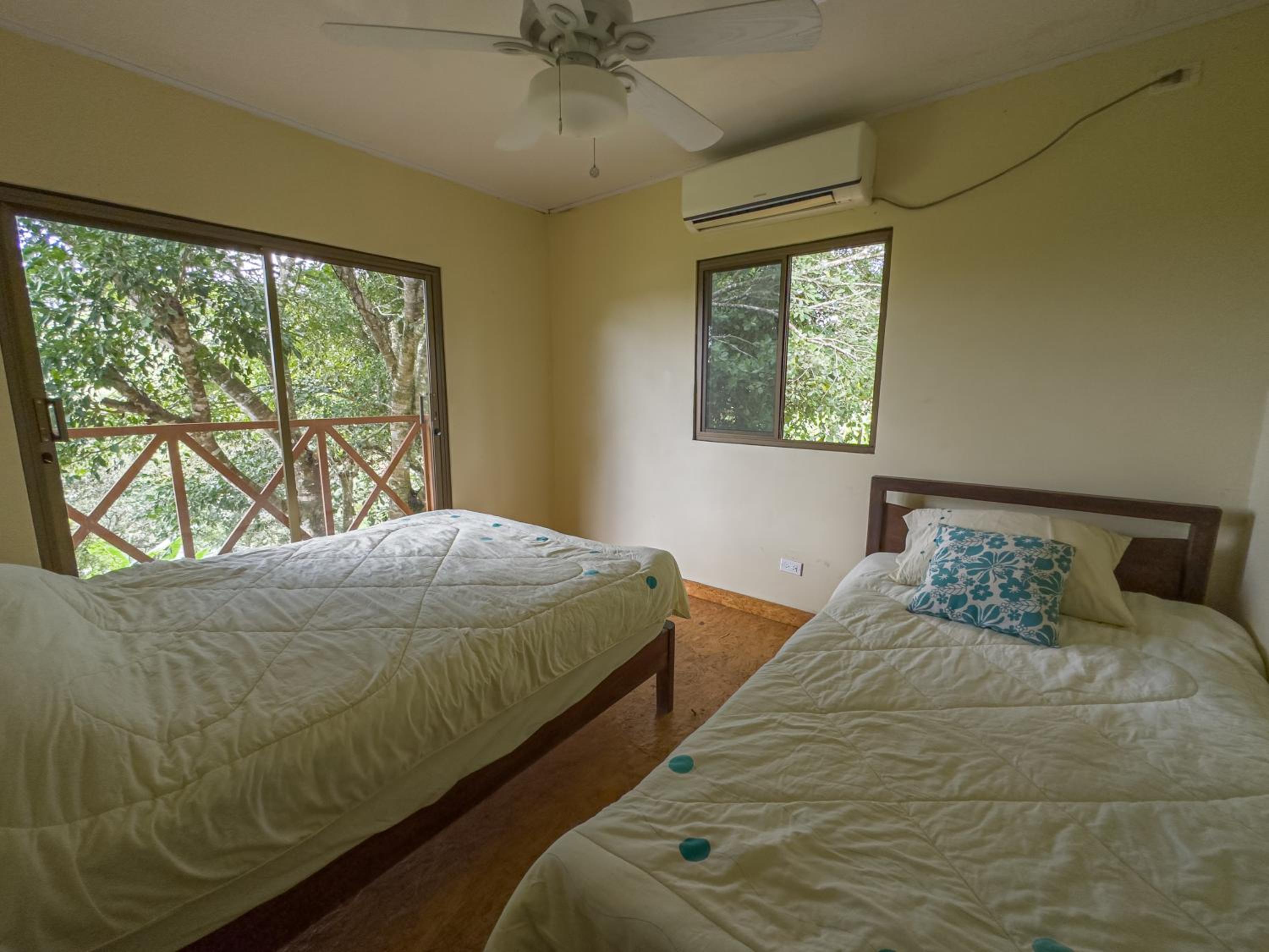 Two-Bedroom House photo 3