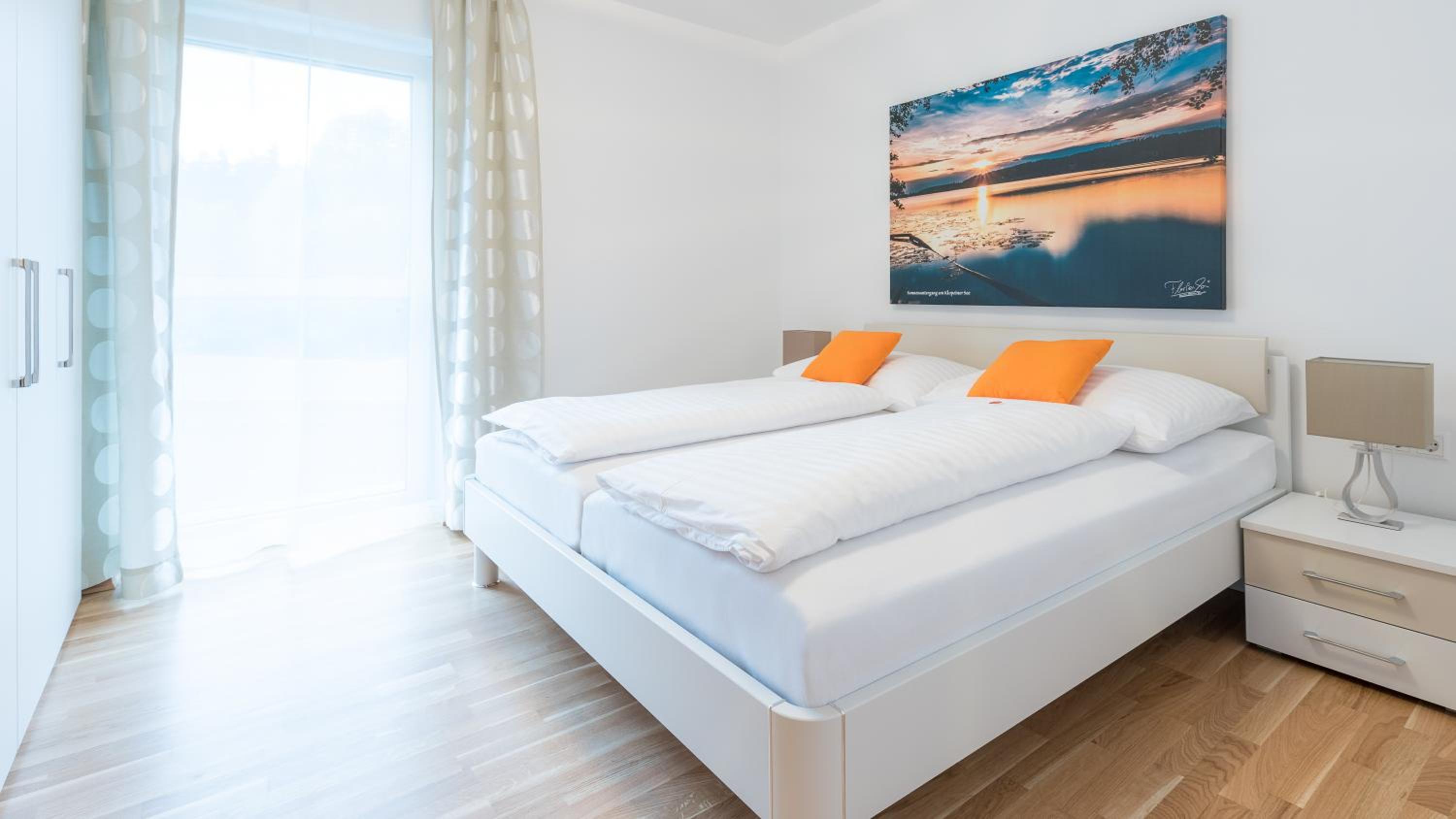 One-Bedroom Apartment with Balcony photo 1