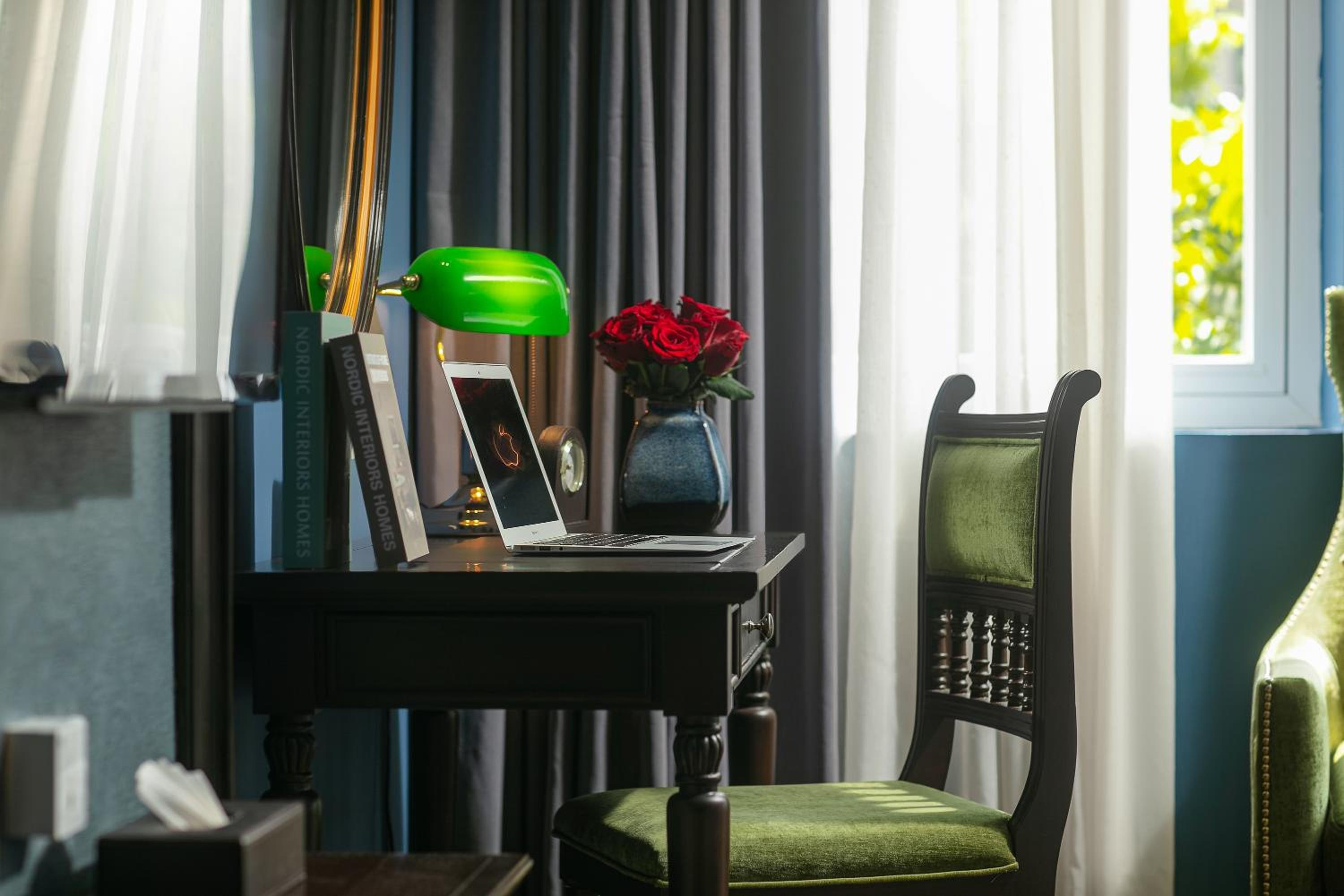 Suite with City View photo 2