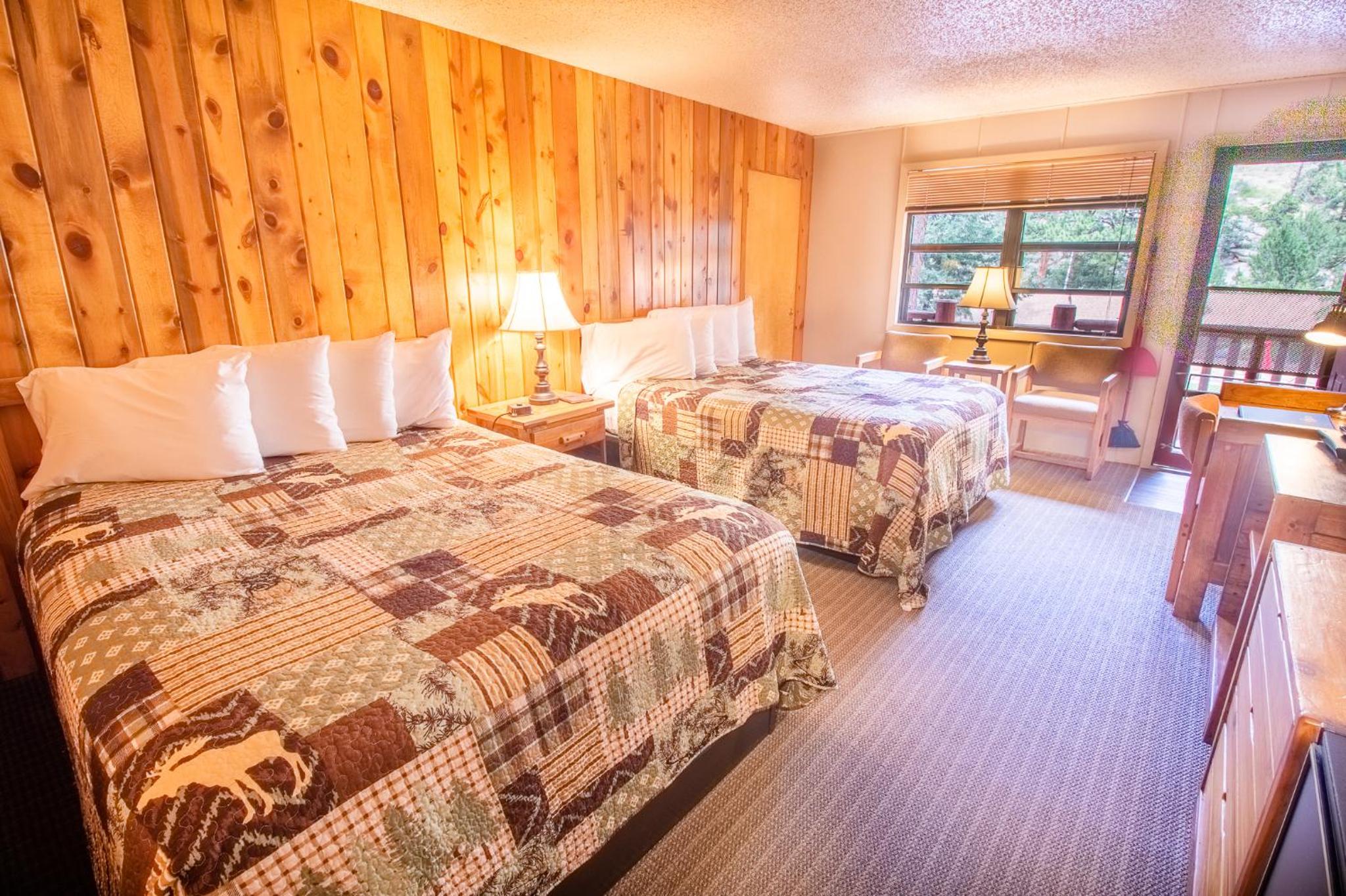 Deluxe Queen Room