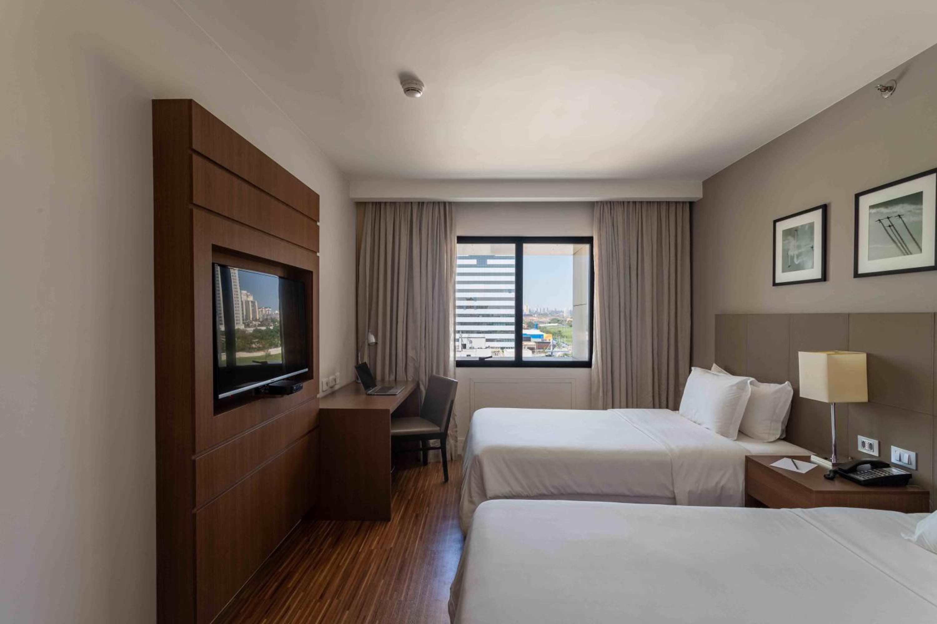 Superior Twin Room photo 3