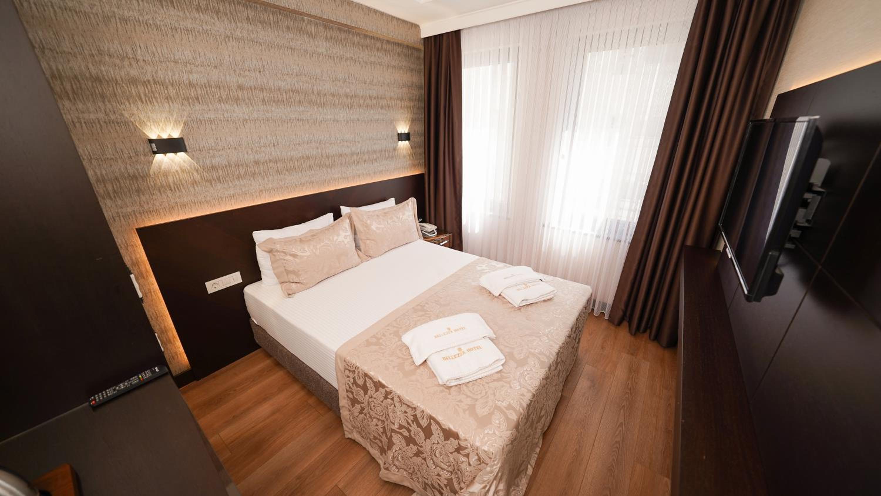 Deluxe Double Room photo 3