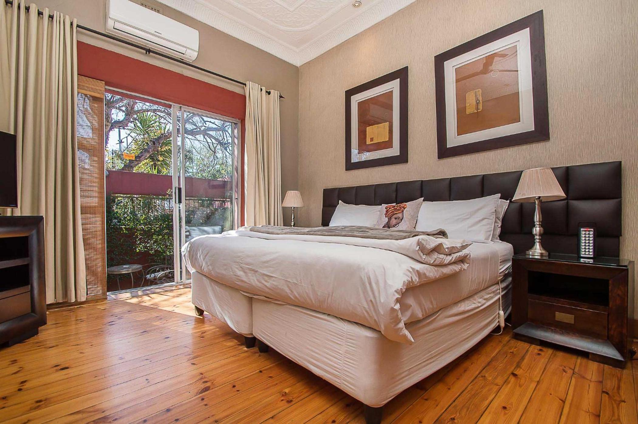 Superior Double or Twin Room photo 3