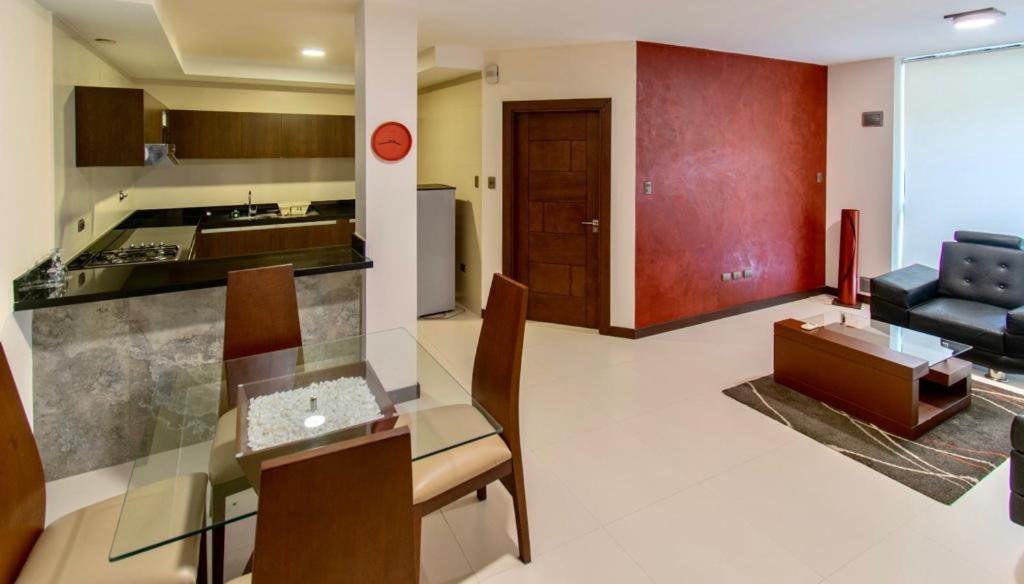 Deluxe Suite photo 1