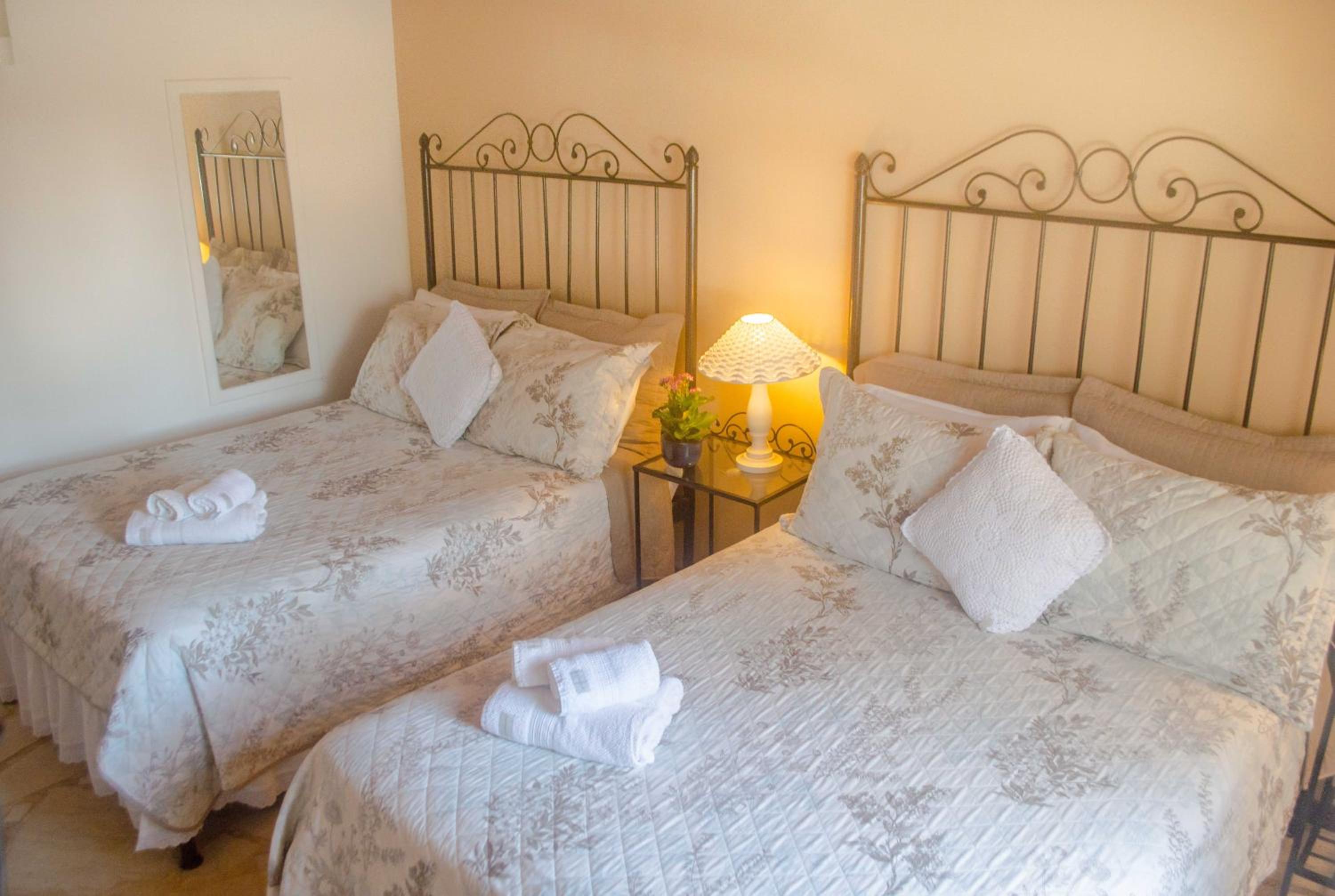 Standard Triple Room photo 3