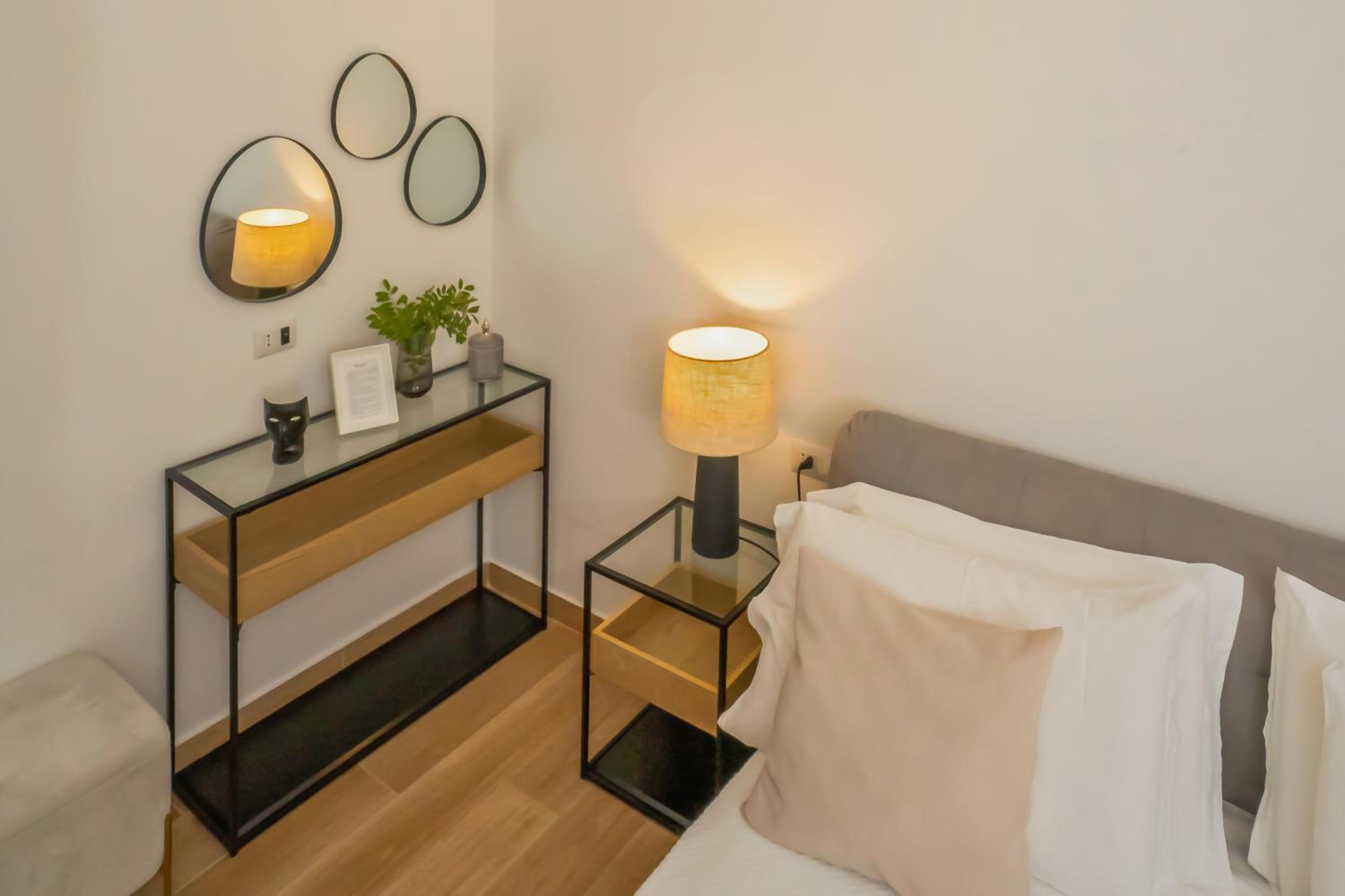 Double Room - Photo 7