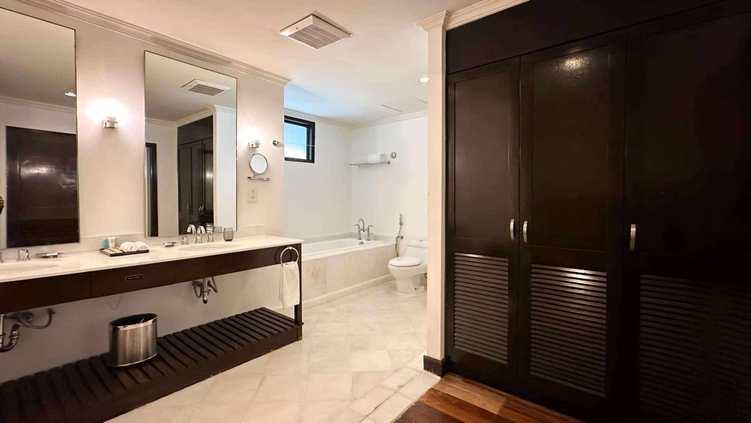 One Bedroom Garden View Suite  - Photo 13