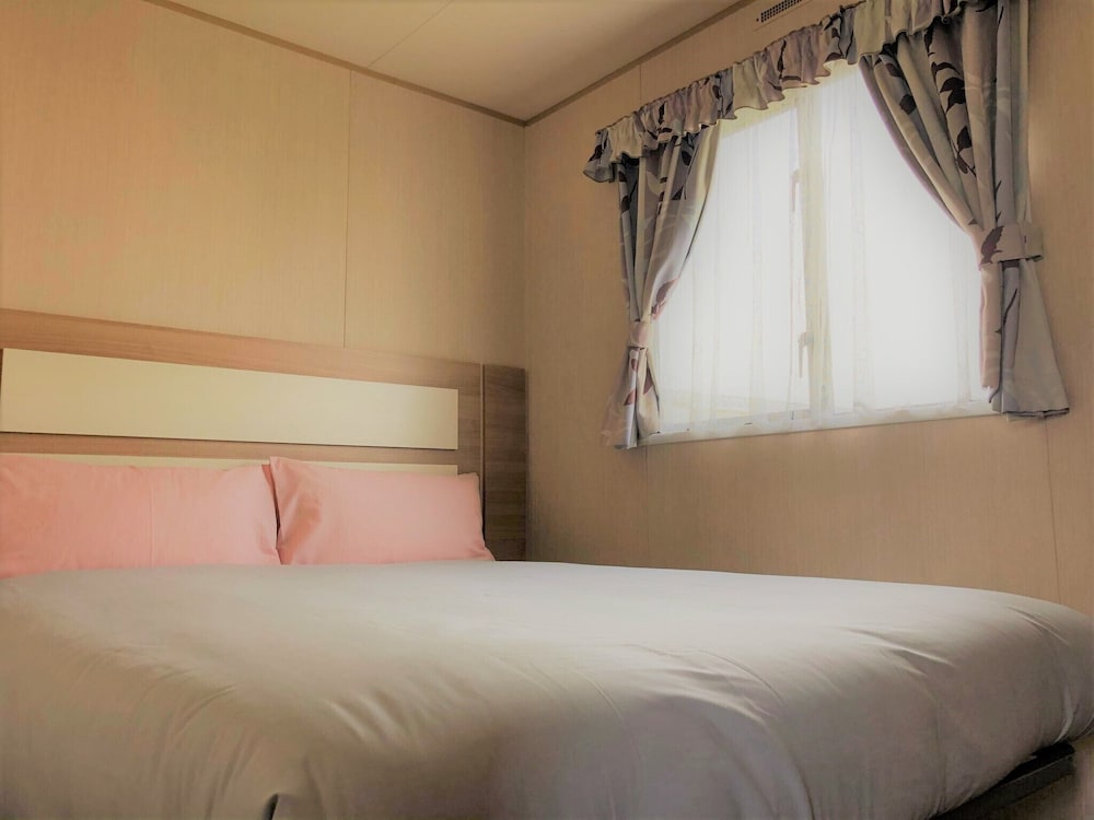 Standard Mobile Home photo 3
