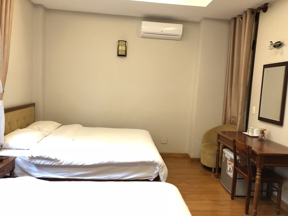 Standard Twin Room photo 2