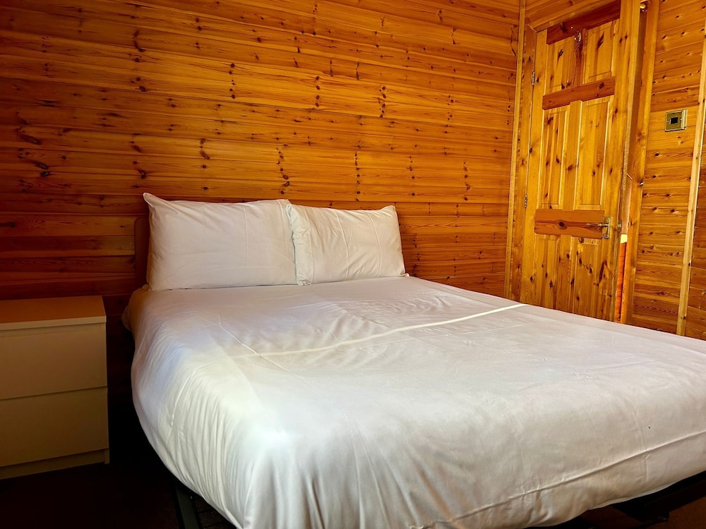 6 Berth Comfort Lodge