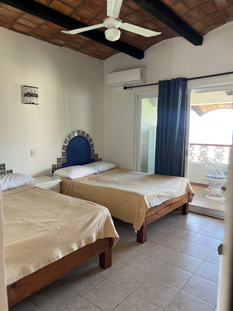 Superior Villa photo 1