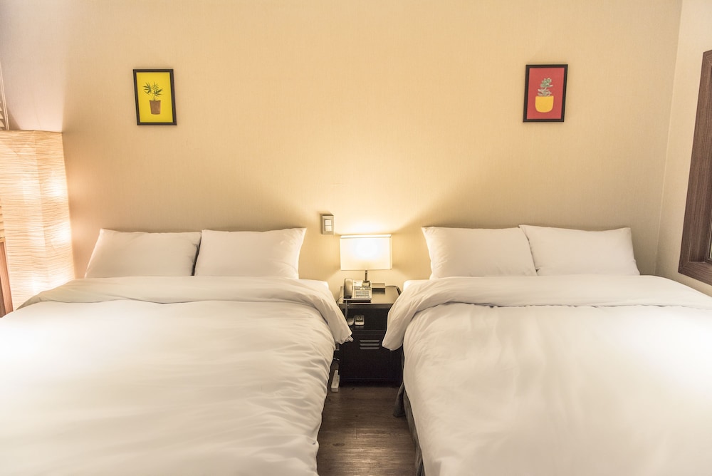 Deluxe Twin Room - Photo 3