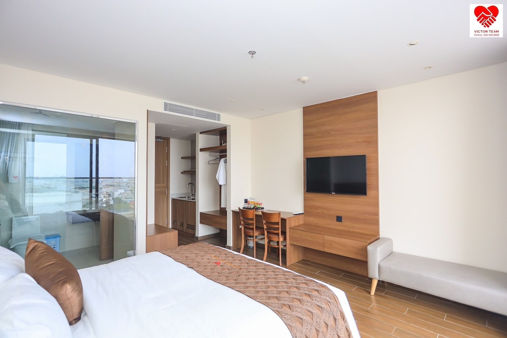 Deluxe Double or Twin Room photo 3