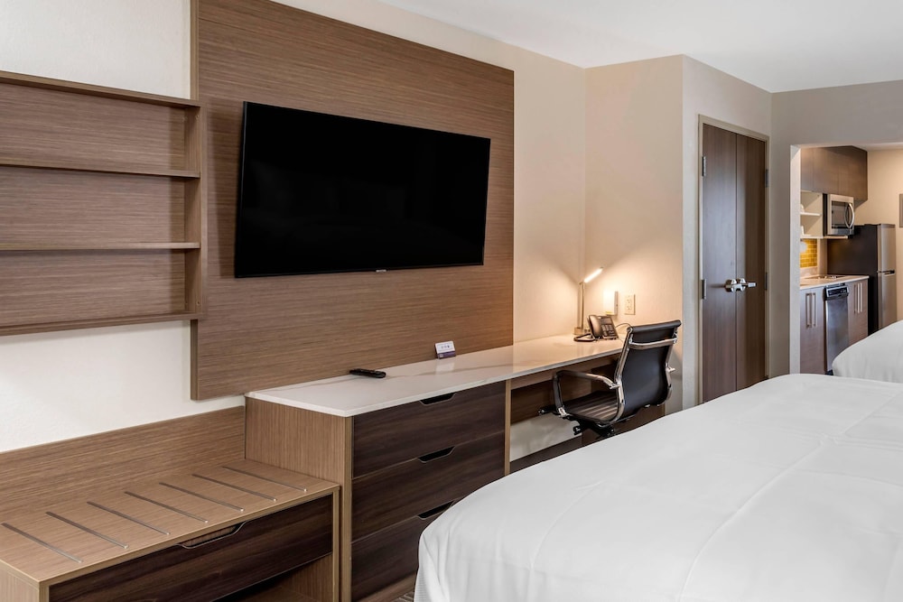 Room, 2 Queen Beds, Accessible, Non Smoking (Efficiency) - Photo 6