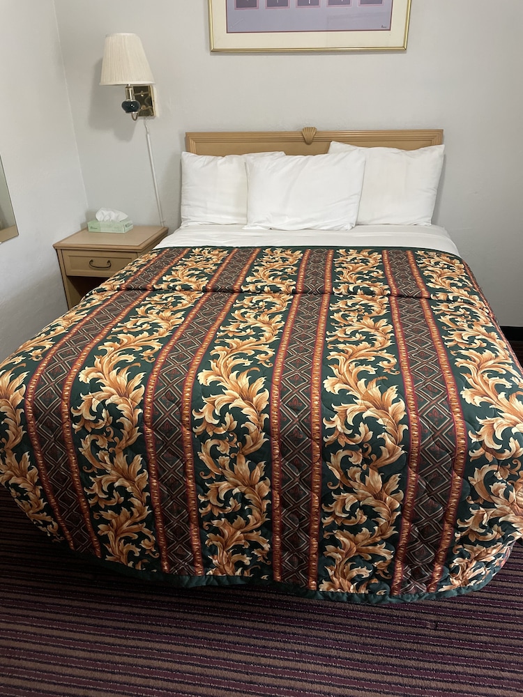 Basic Room photo 2