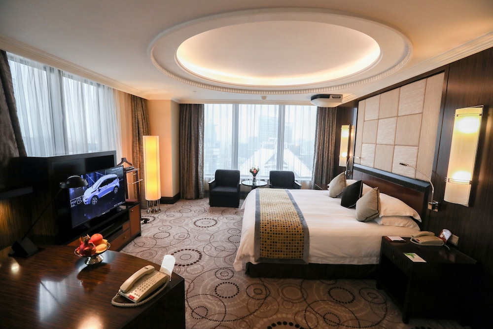 Business Suite photo 2