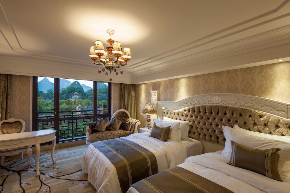 Deluxe Twin Room photo 2