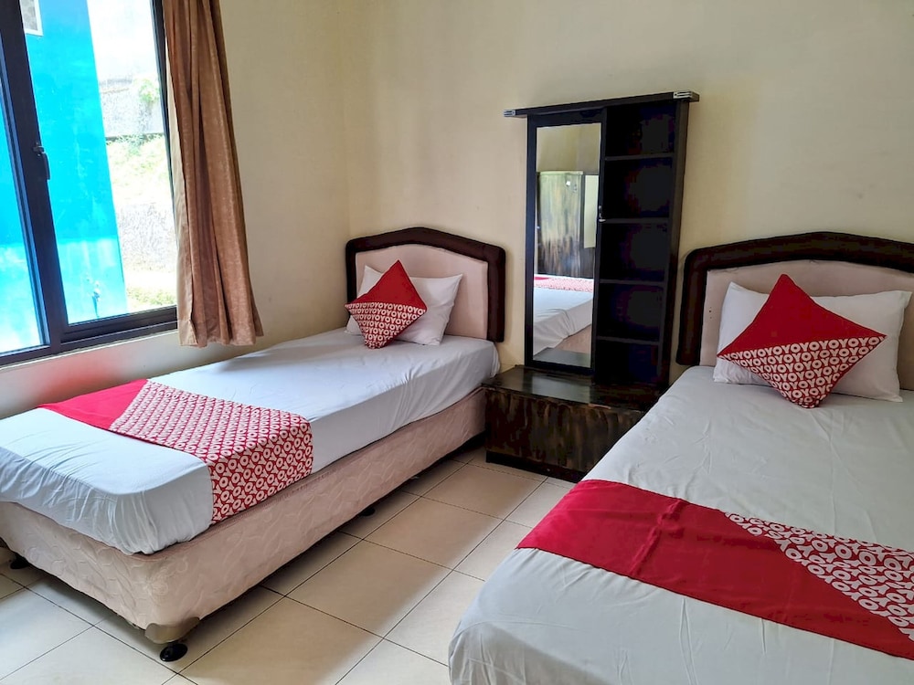Standard Twin Room photo 2