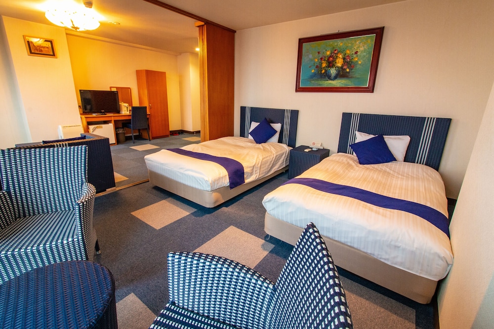 Twin Room, 2 Twin Beds, Ocean View photo 3