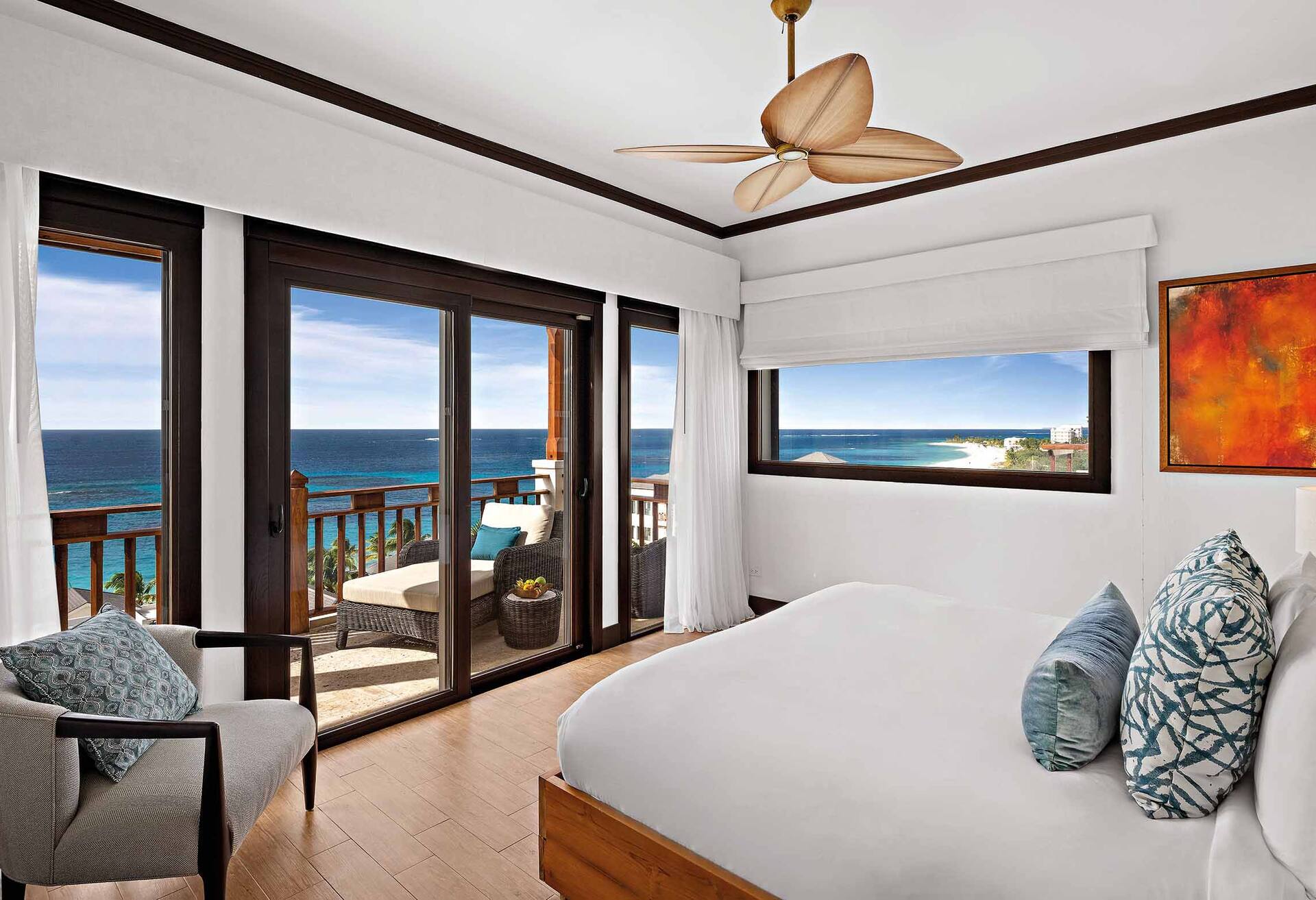 Ocean View Penthouse 3 Bedroom Kitchen/pool