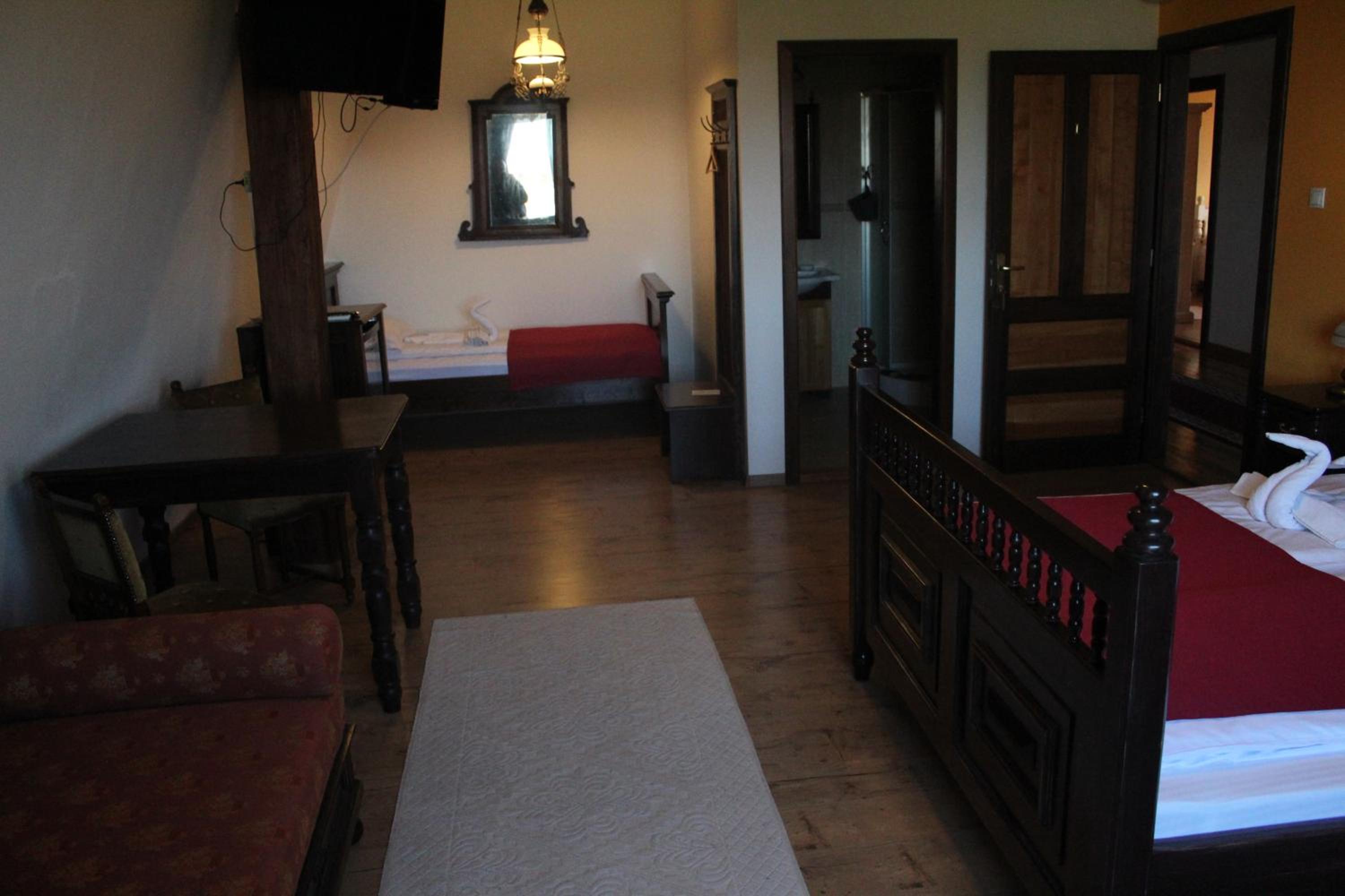 Deluxe Triple Room photo 2