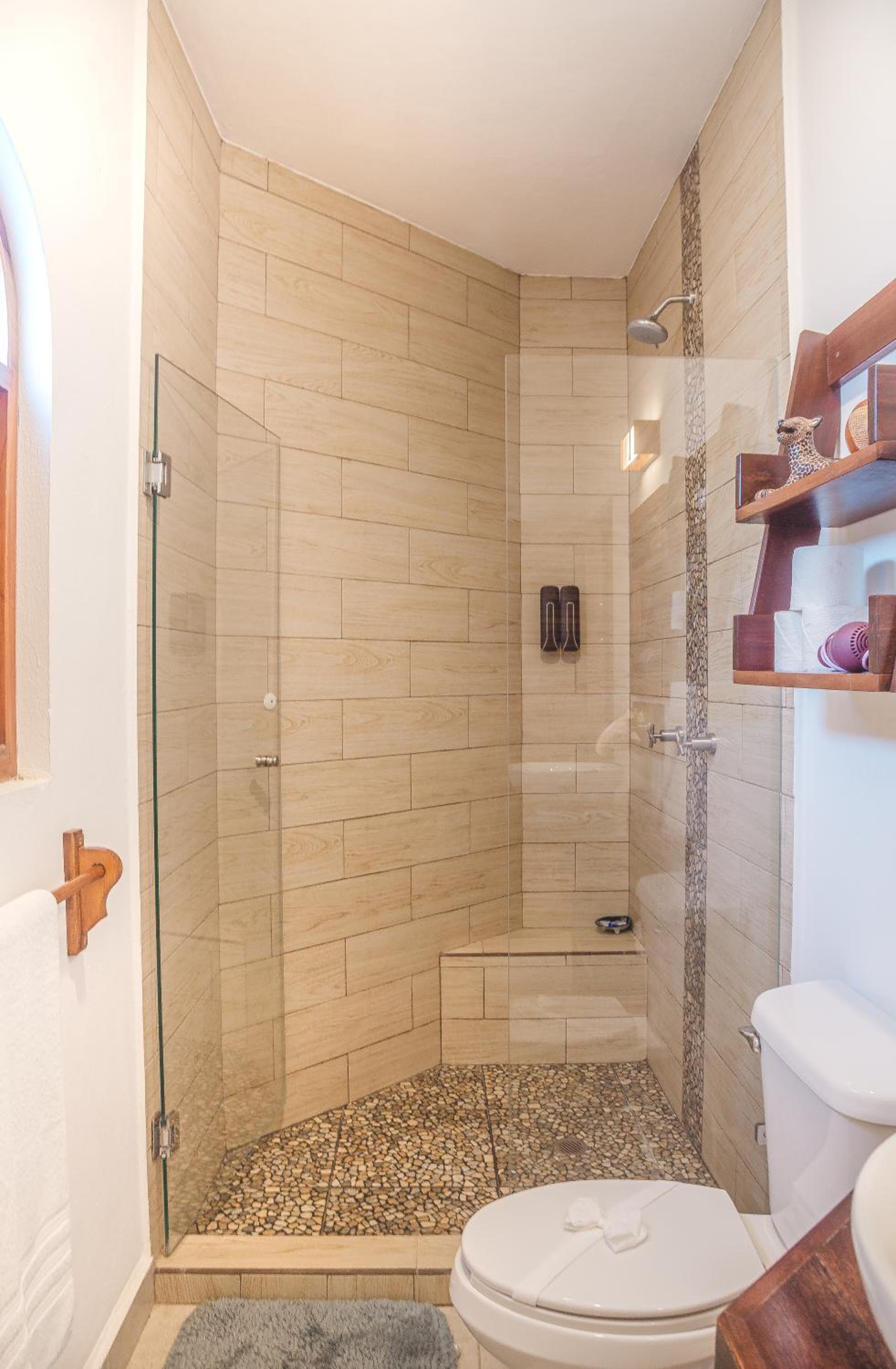 Double Room with Balcony and Sea View - Photo 5
