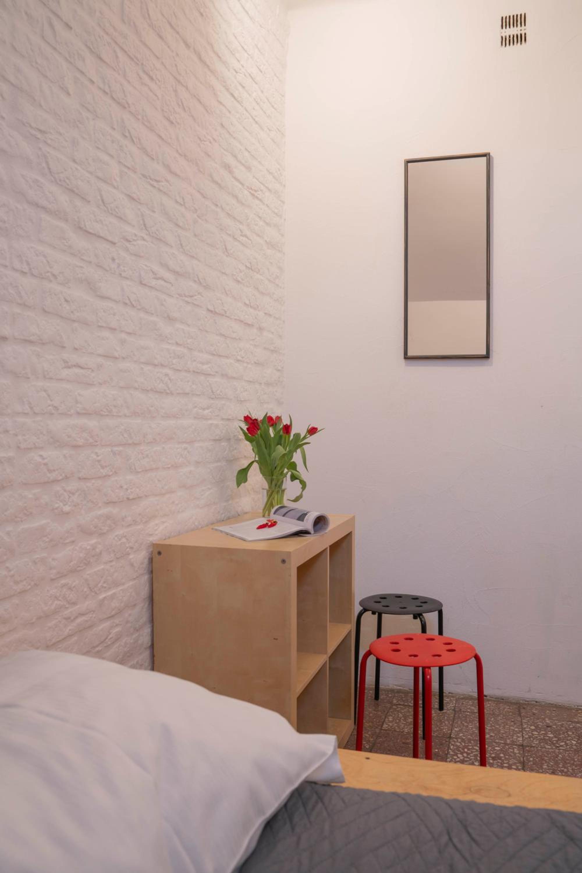 Budget Double Room - Photo 5