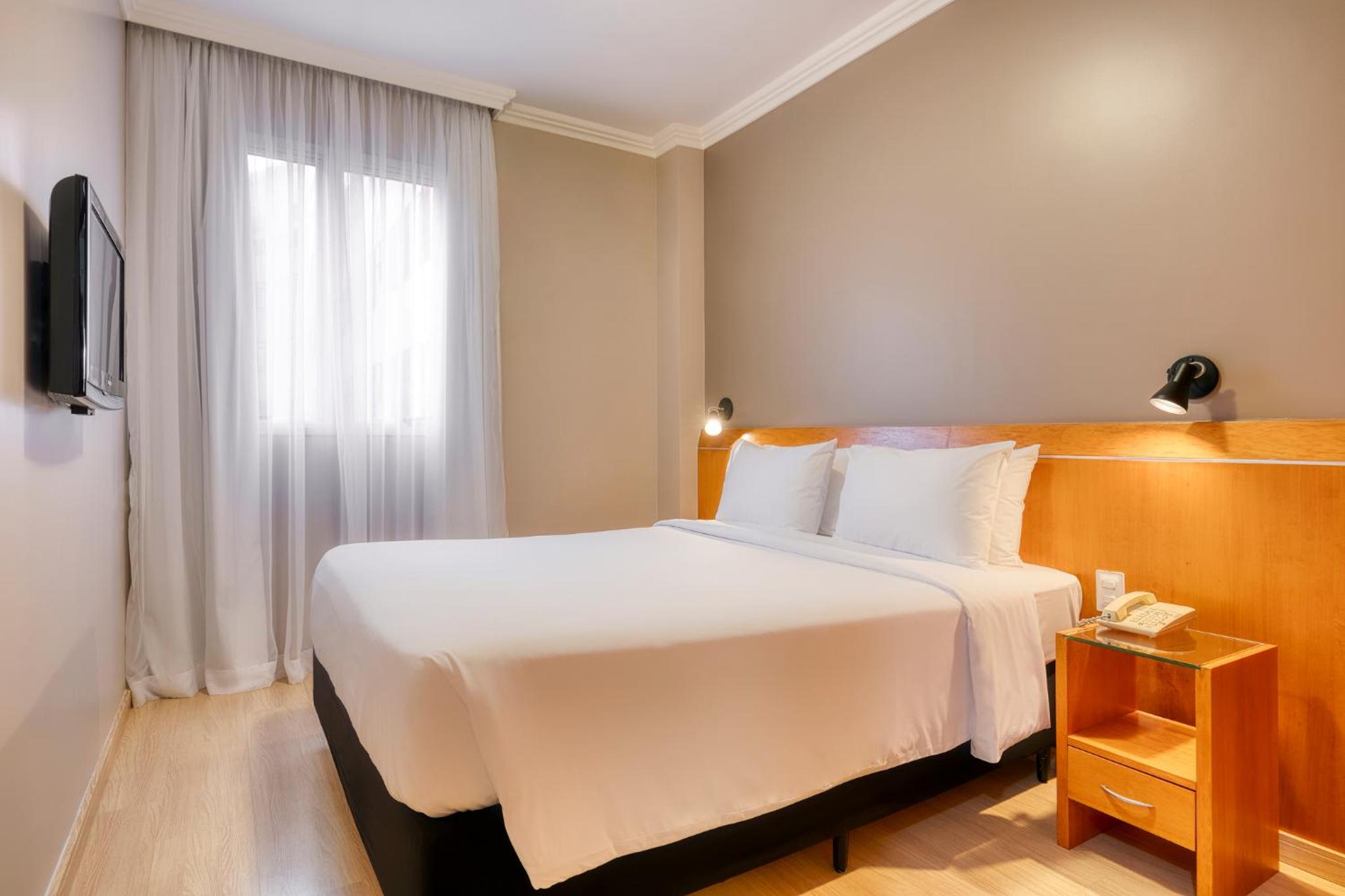Mercure Belo Horizonte Vila da Serra — Superior Queen Room